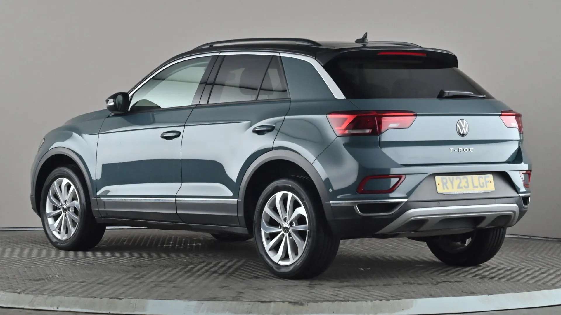 A 2023 VOLKSWAGEN T-ROC 1.5 TSI Style DSG A 2023 VOLKSWAGEN T-ROC 1.5 TSI Style DSG