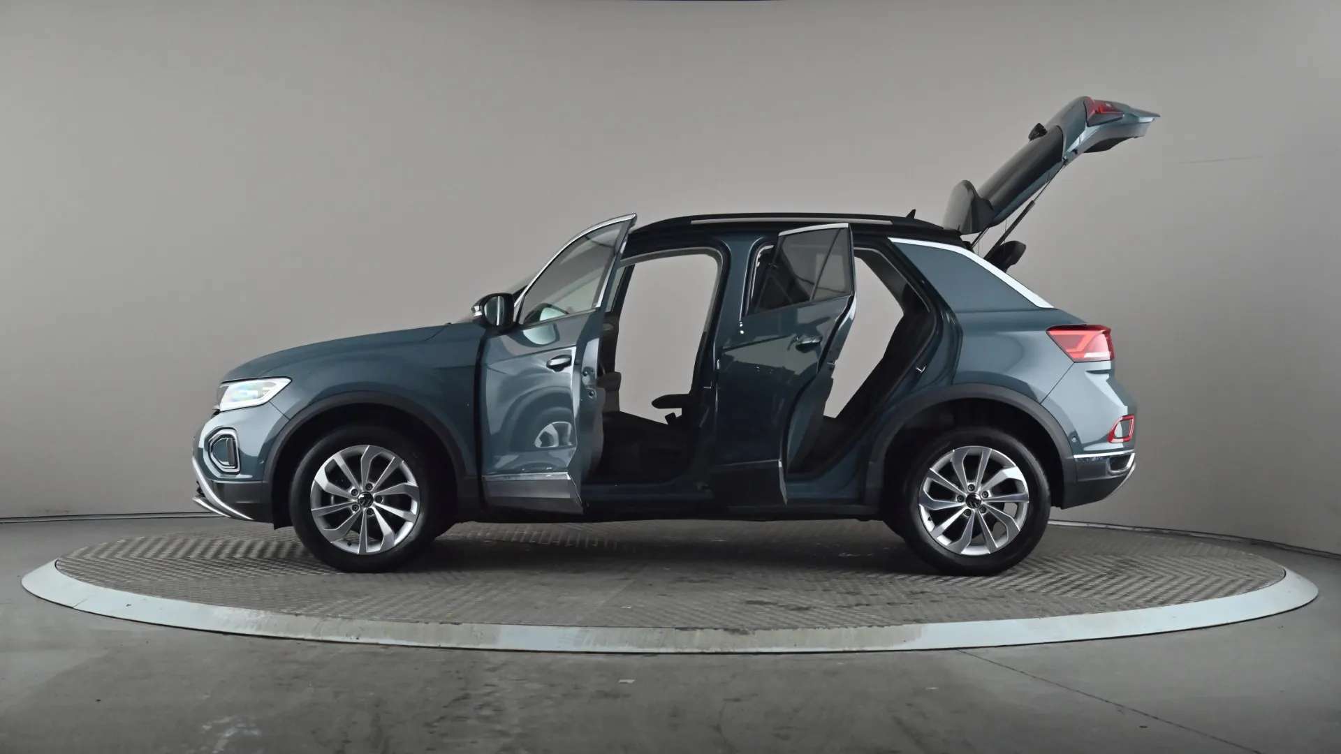 2023 VOLKSWAGEN T-ROC 2023 VOLKSWAGEN T-ROC