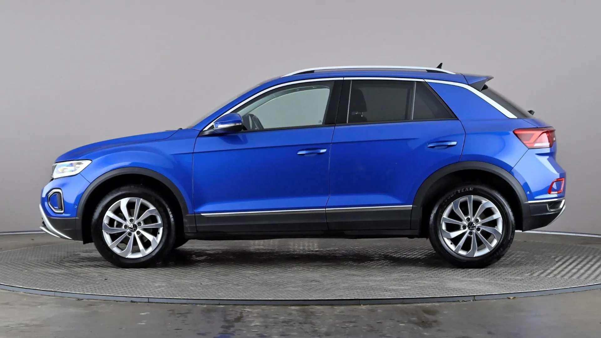 A 2022 VOLKSWAGEN T-ROC 1.5 TSI Style DSG A 2022 VOLKSWAGEN T-ROC 1.5 TSI Style DSG