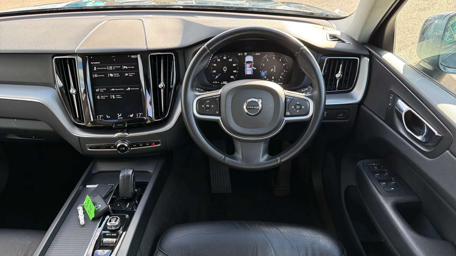 2020 VOLVO XC60 2020 VOLVO XC60