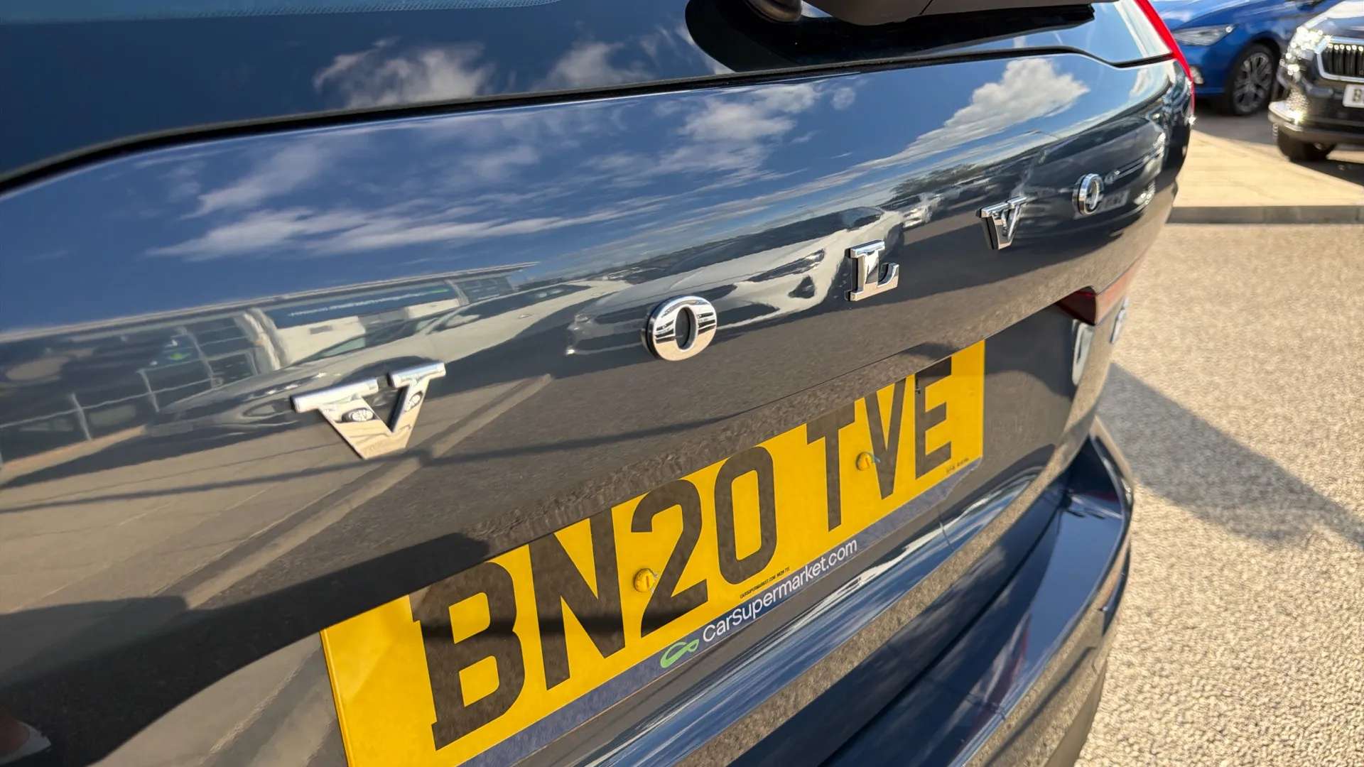 2020 VOLVO XC60 2020 VOLVO XC60