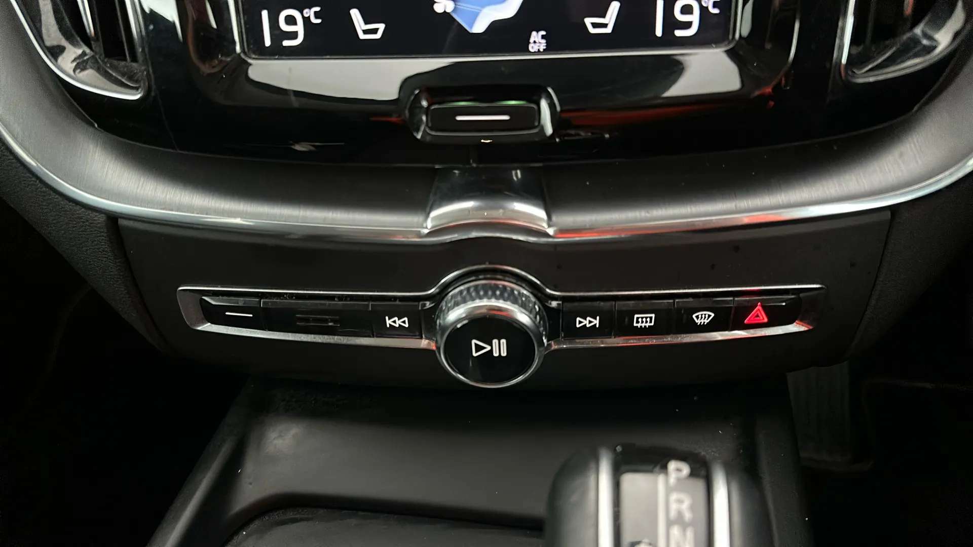 2019 VOLVO XC60 2019 VOLVO XC60
