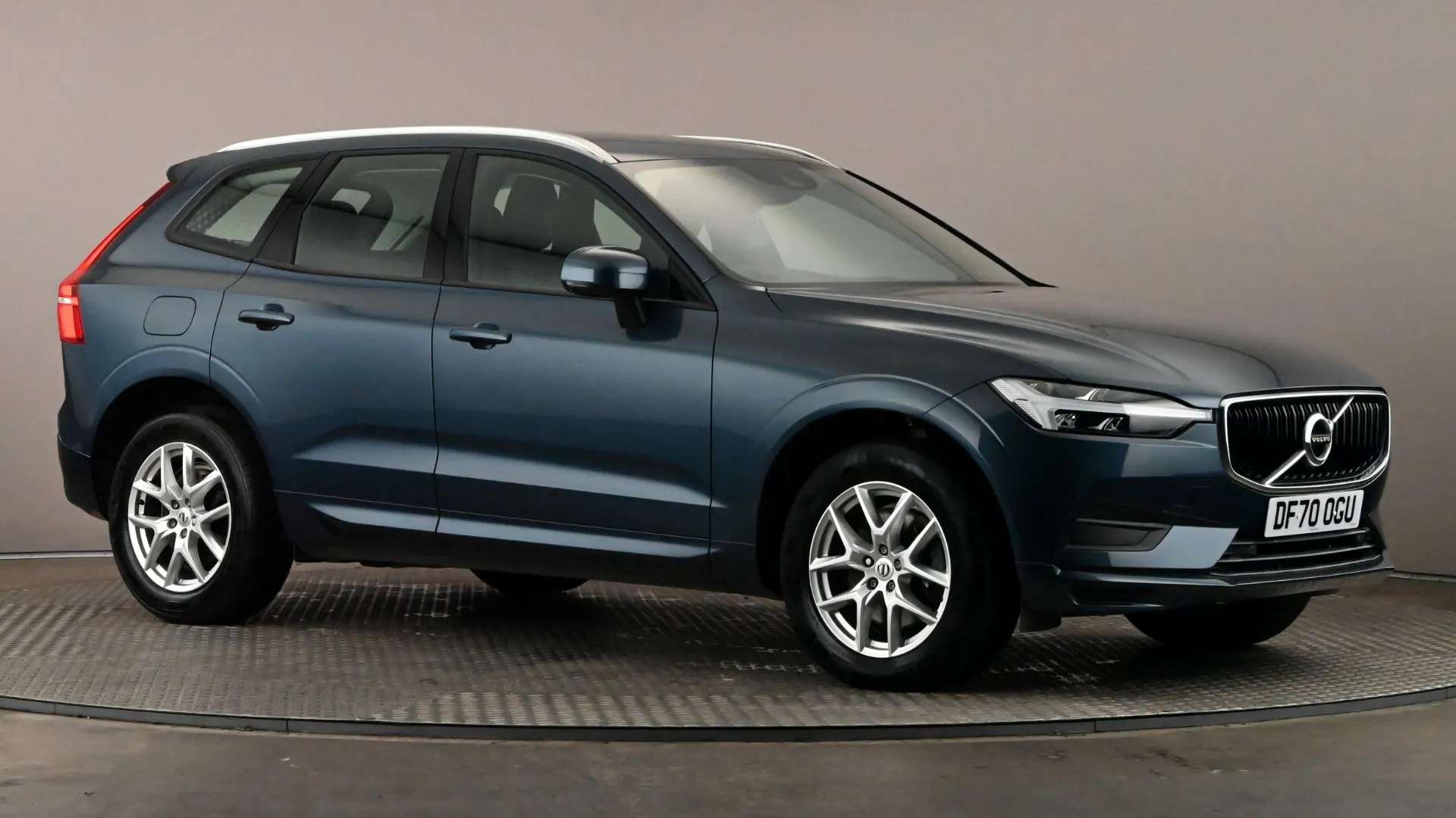 2020 VOLVO XC60 2020 VOLVO XC60