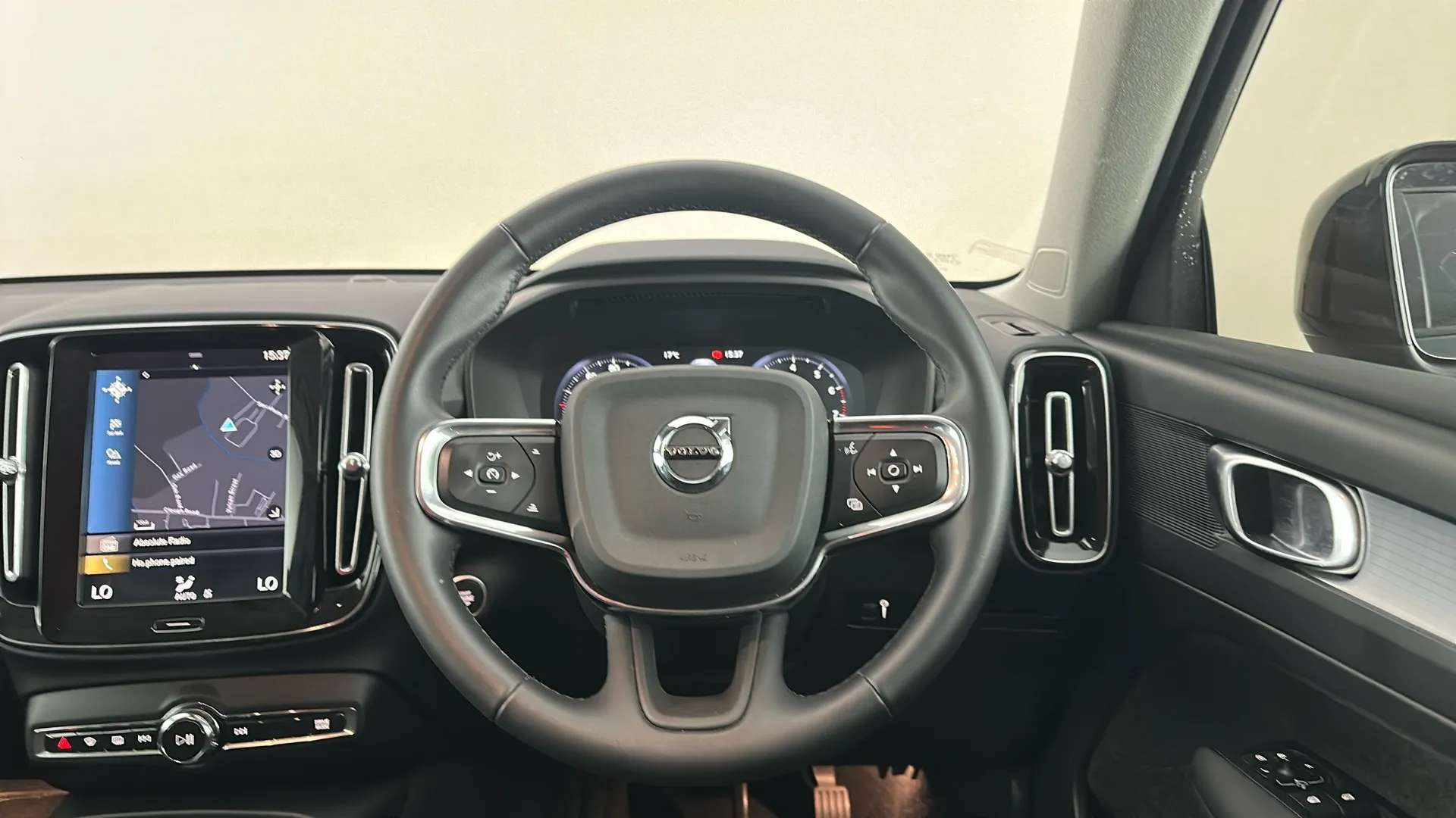2021 VOLVO XC40 2021 VOLVO XC40