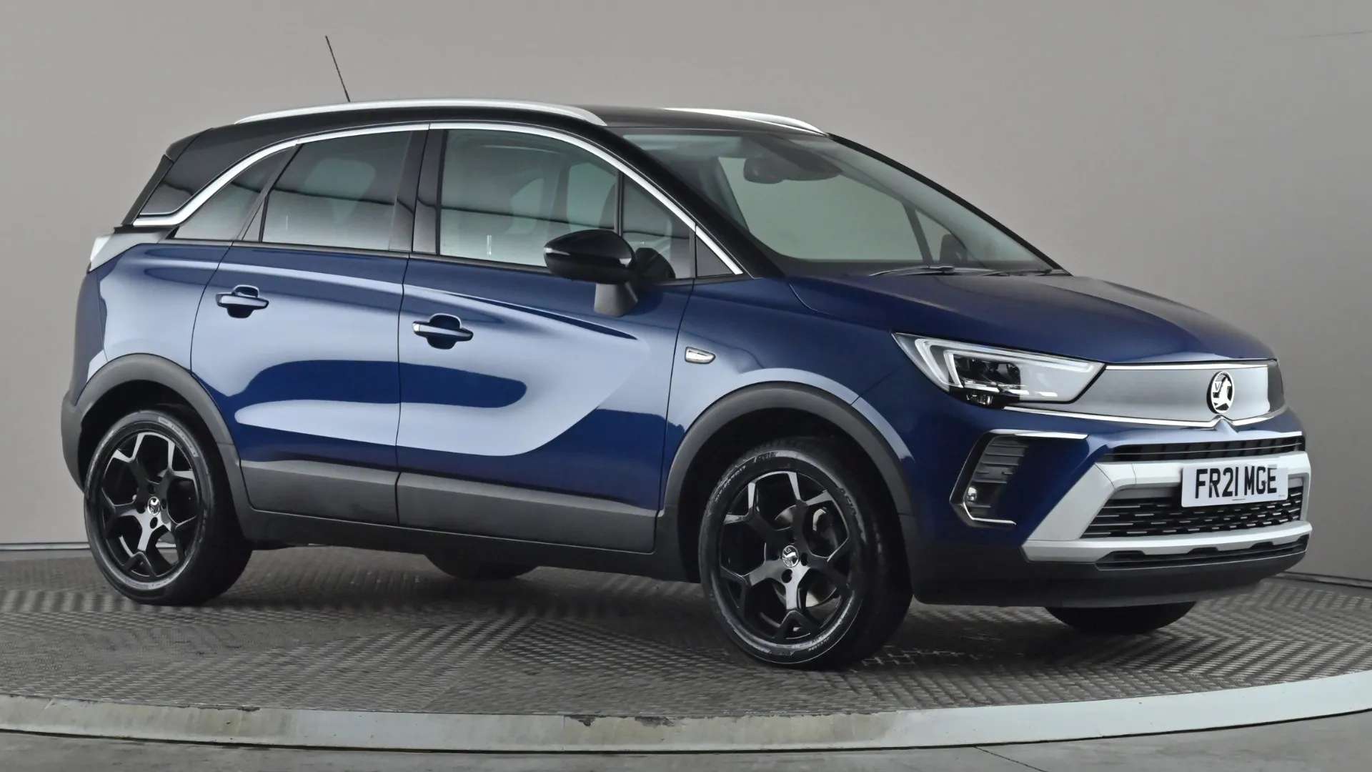 A 2021 VAUXHALL CROSSLAND 1.2 Turbo SRi Nav A 2021 VAUXHALL CROSSLAND 1.2 Turbo SRi Nav
