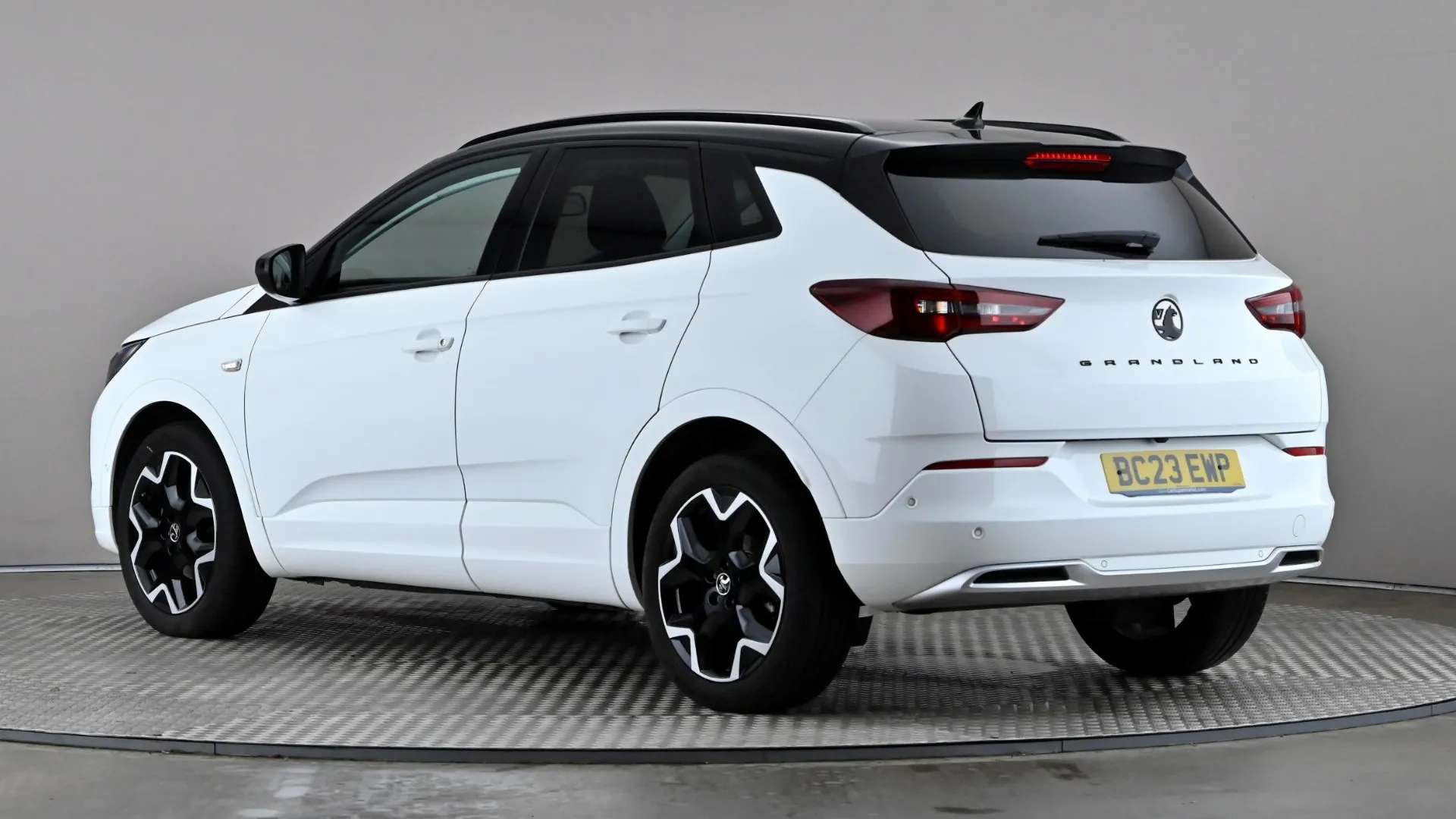 A 2023 VAUXHALL GRANDLAND 1.2 Turbo Ultimate A 2023 VAUXHALL GRANDLAND 1.2 Turbo Ultimate