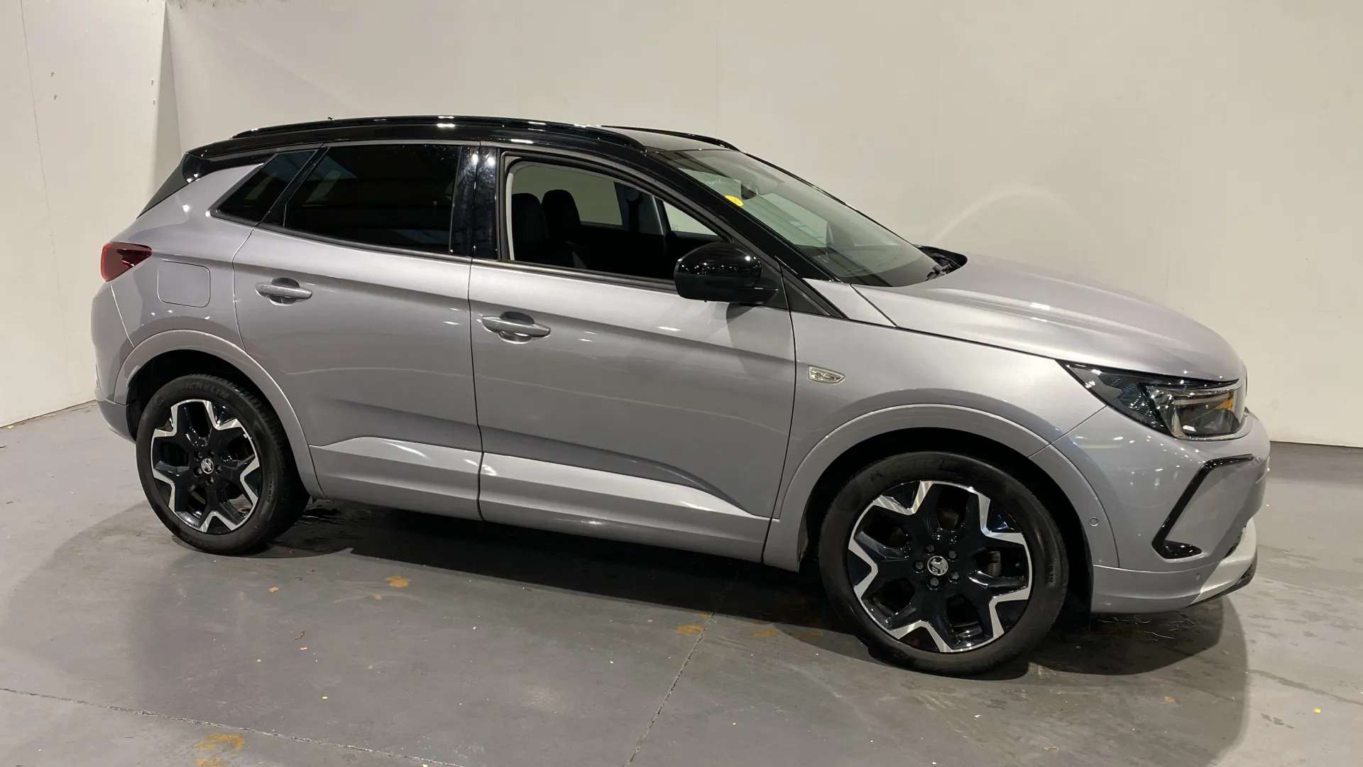 A 2024 VAUXHALL GRANDLAND 1.2 Turbo Ultimate A 2024 VAUXHALL GRANDLAND 1.2 Turbo Ultimate