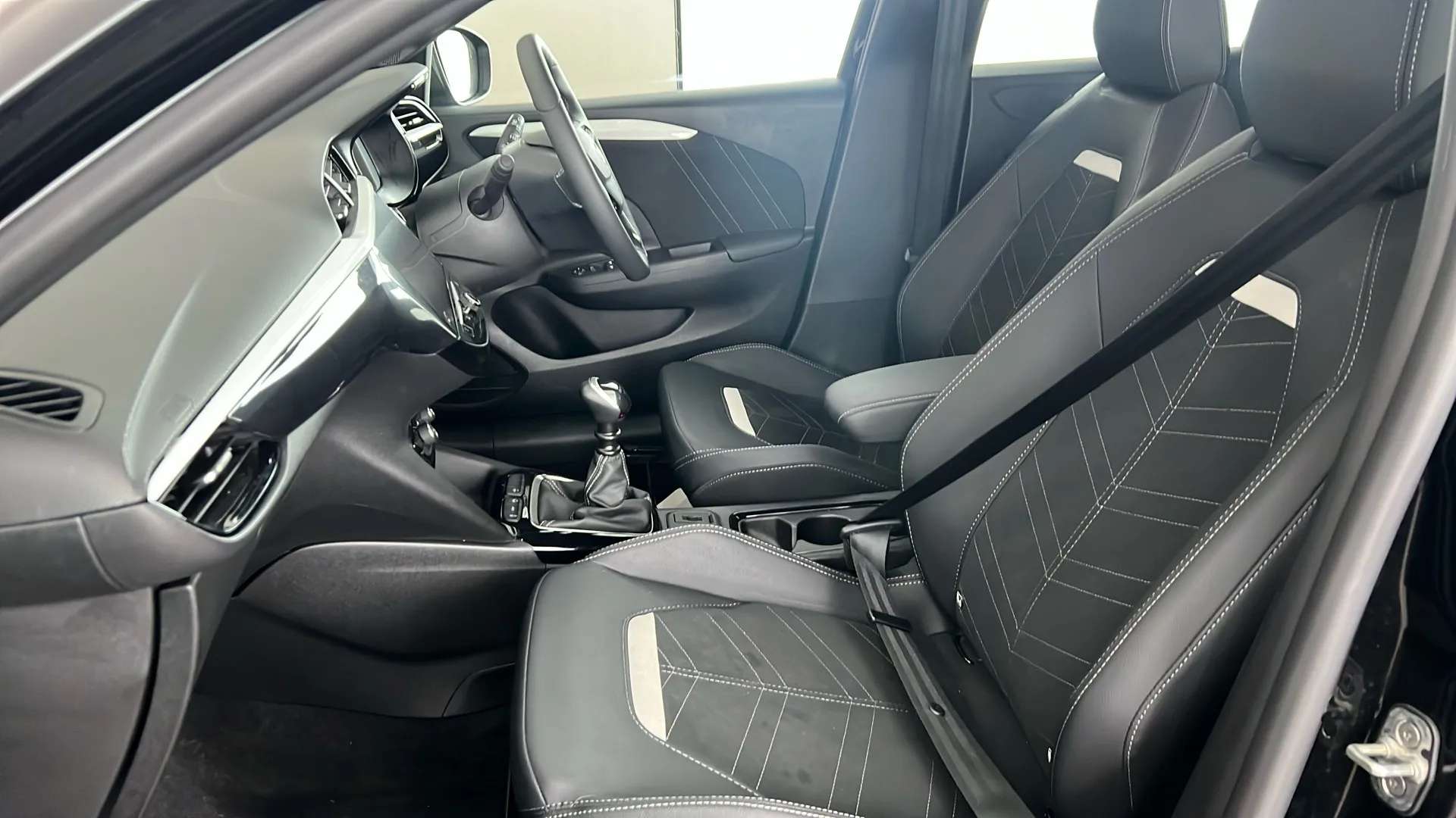2025 VAUXHALL CORSA 2025 VAUXHALL CORSA