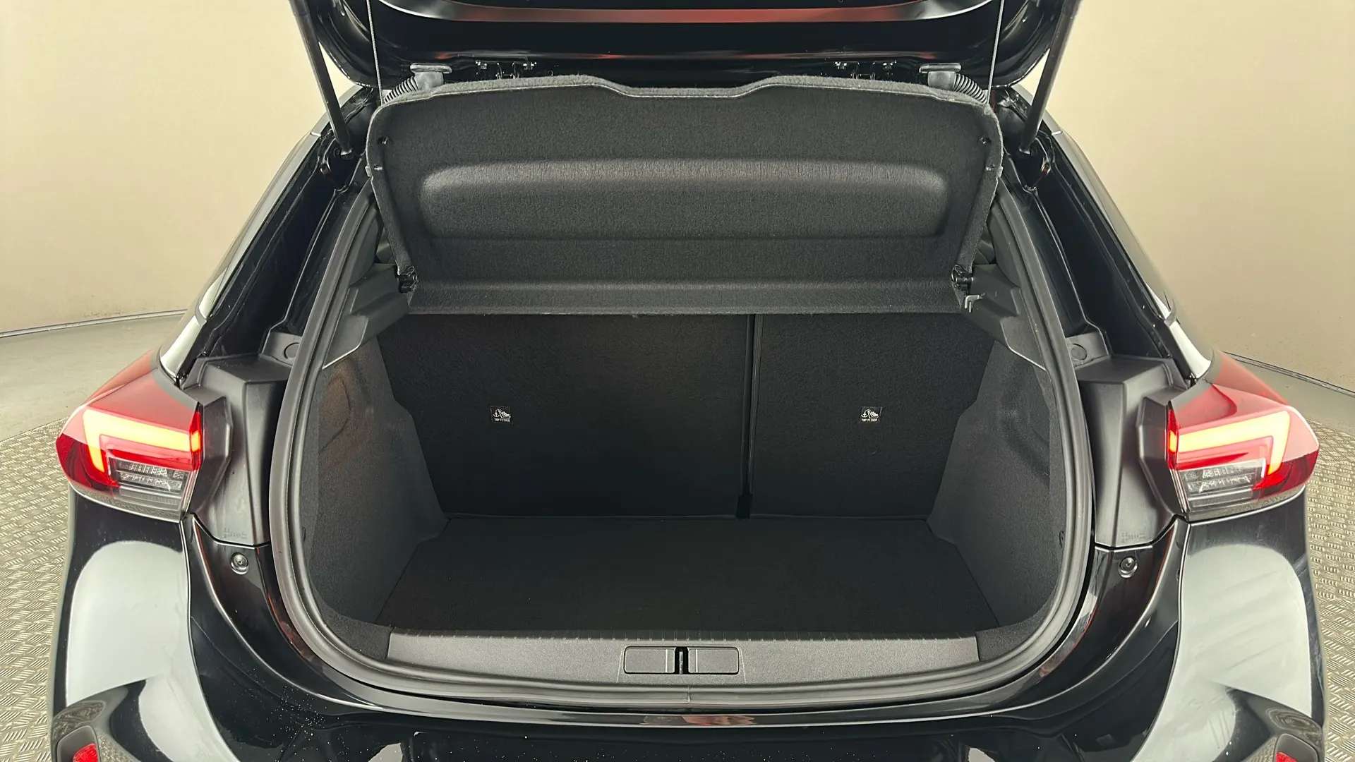 2025 VAUXHALL CORSA 2025 VAUXHALL CORSA