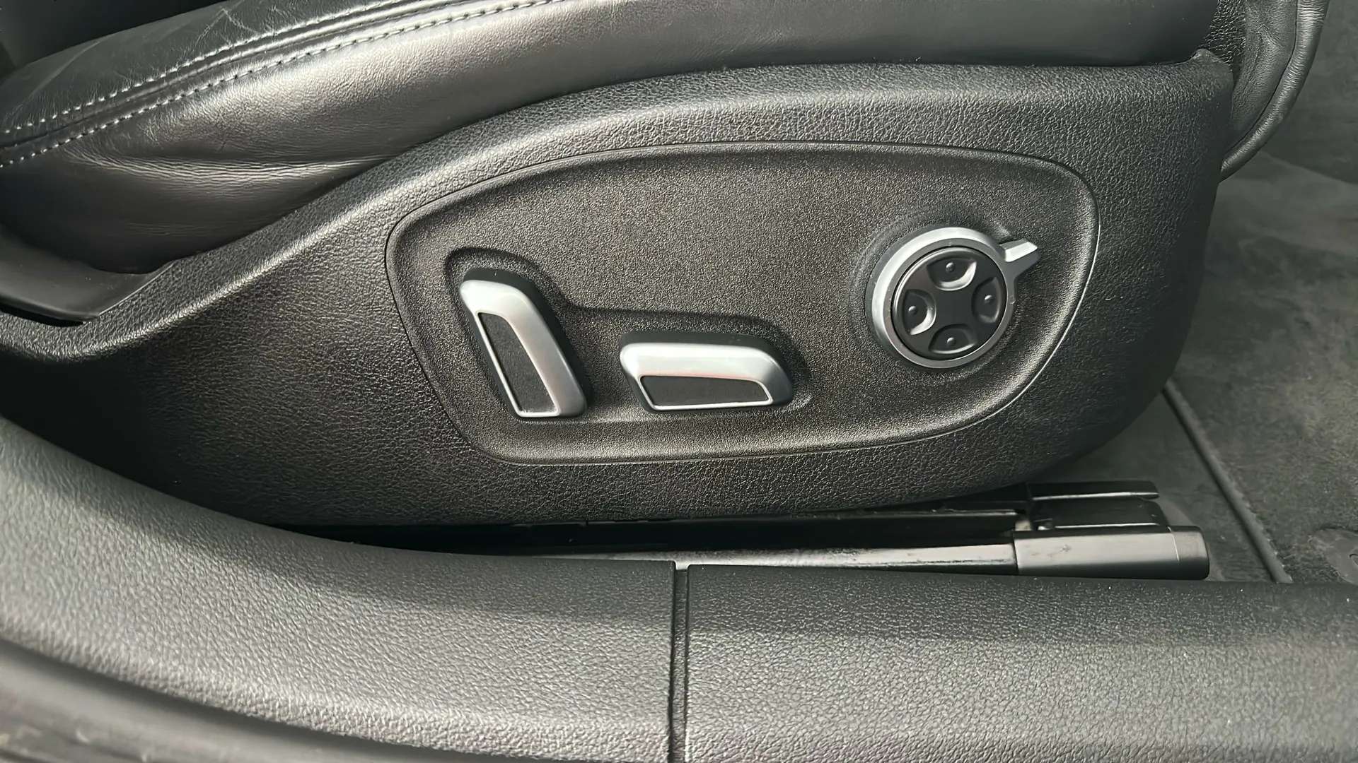 2016 AUDI A6 2016 AUDI A6