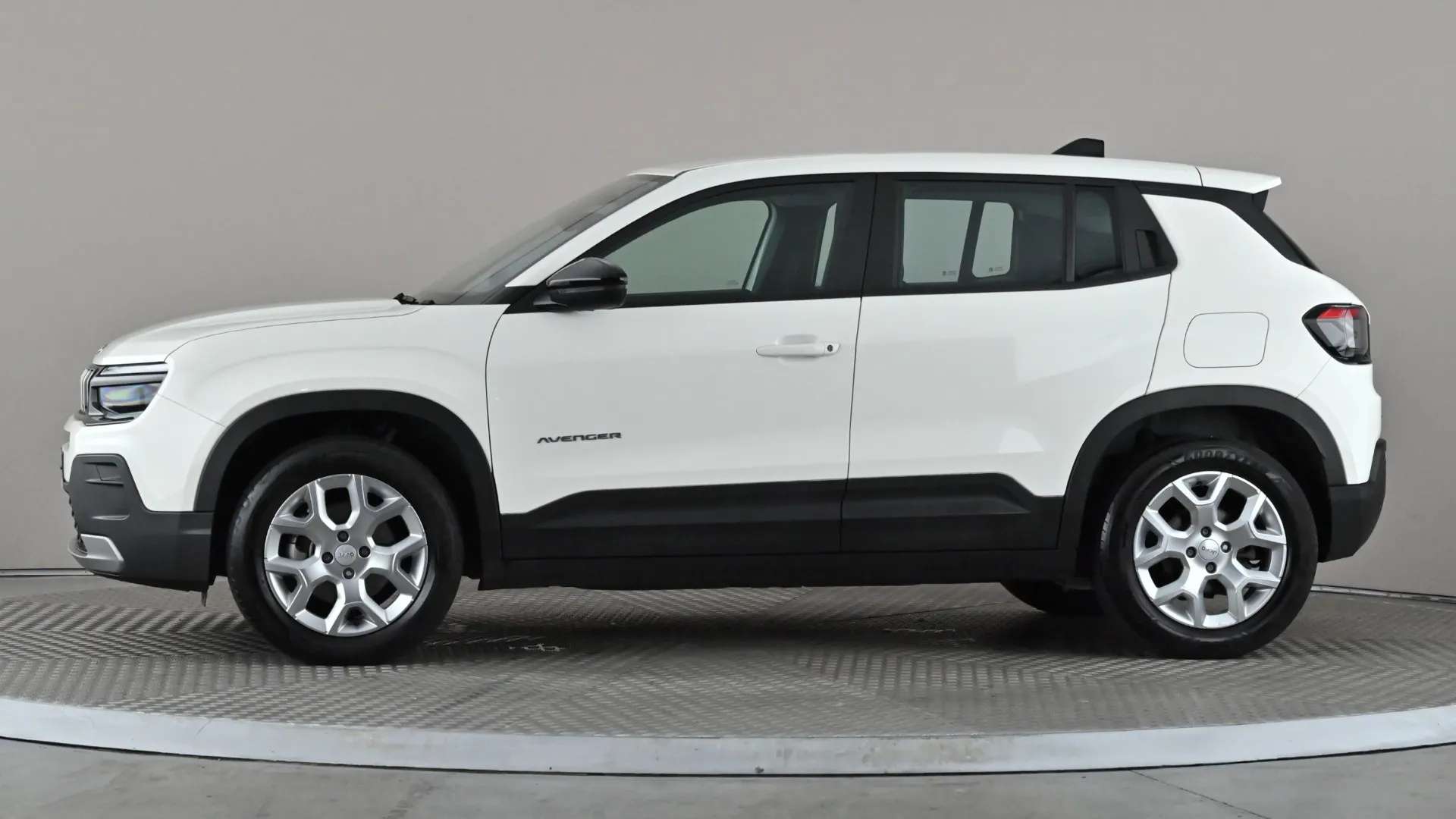 A 2024 JEEP AVENGER 115kW Altitude 54kWh Auto A 2024 JEEP AVENGER 115kW Altitude 54kWh Auto
