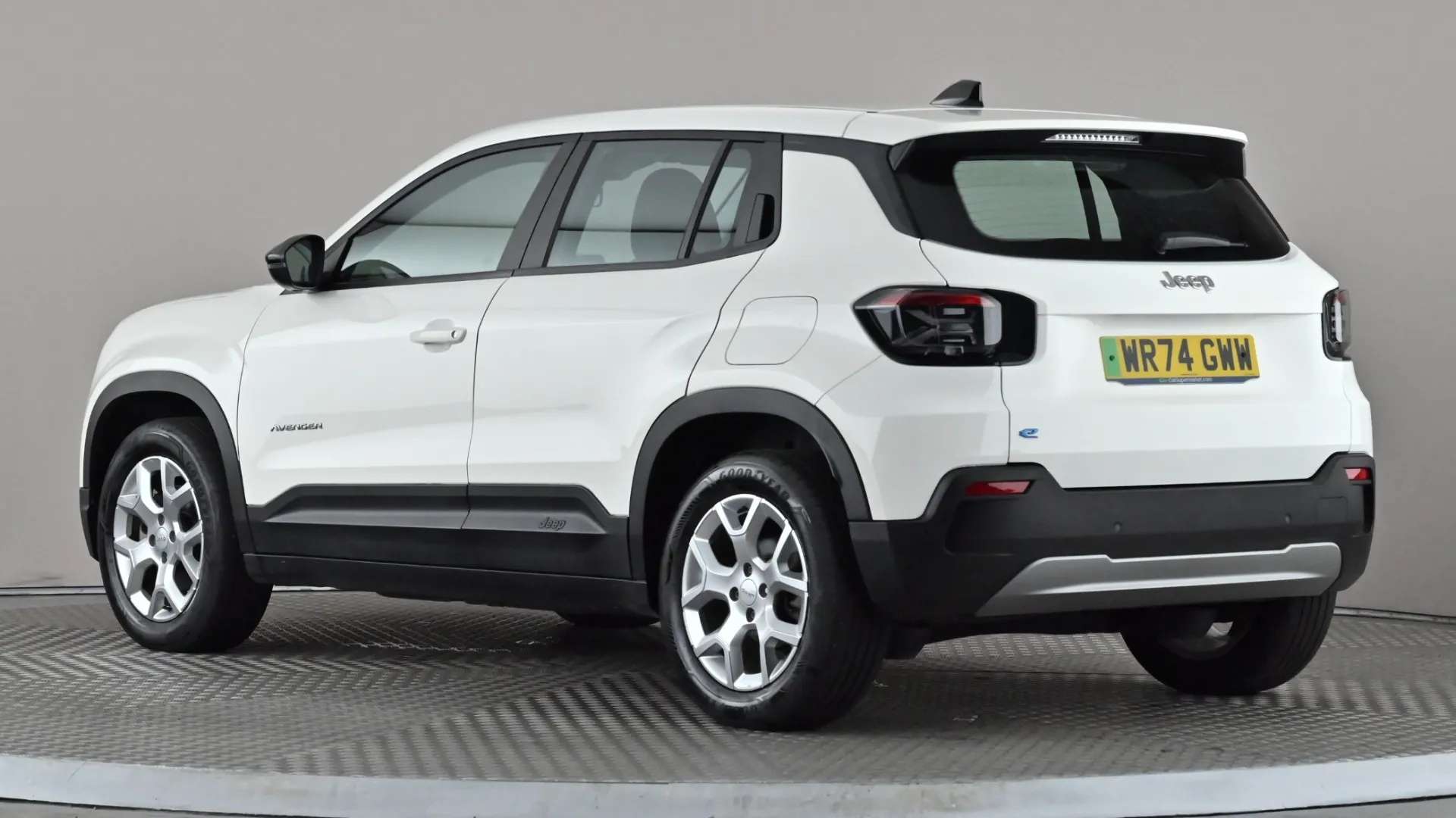 A 2024 JEEP AVENGER 115kW Altitude 54kWh Auto A 2024 JEEP AVENGER 115kW Altitude 54kWh Auto