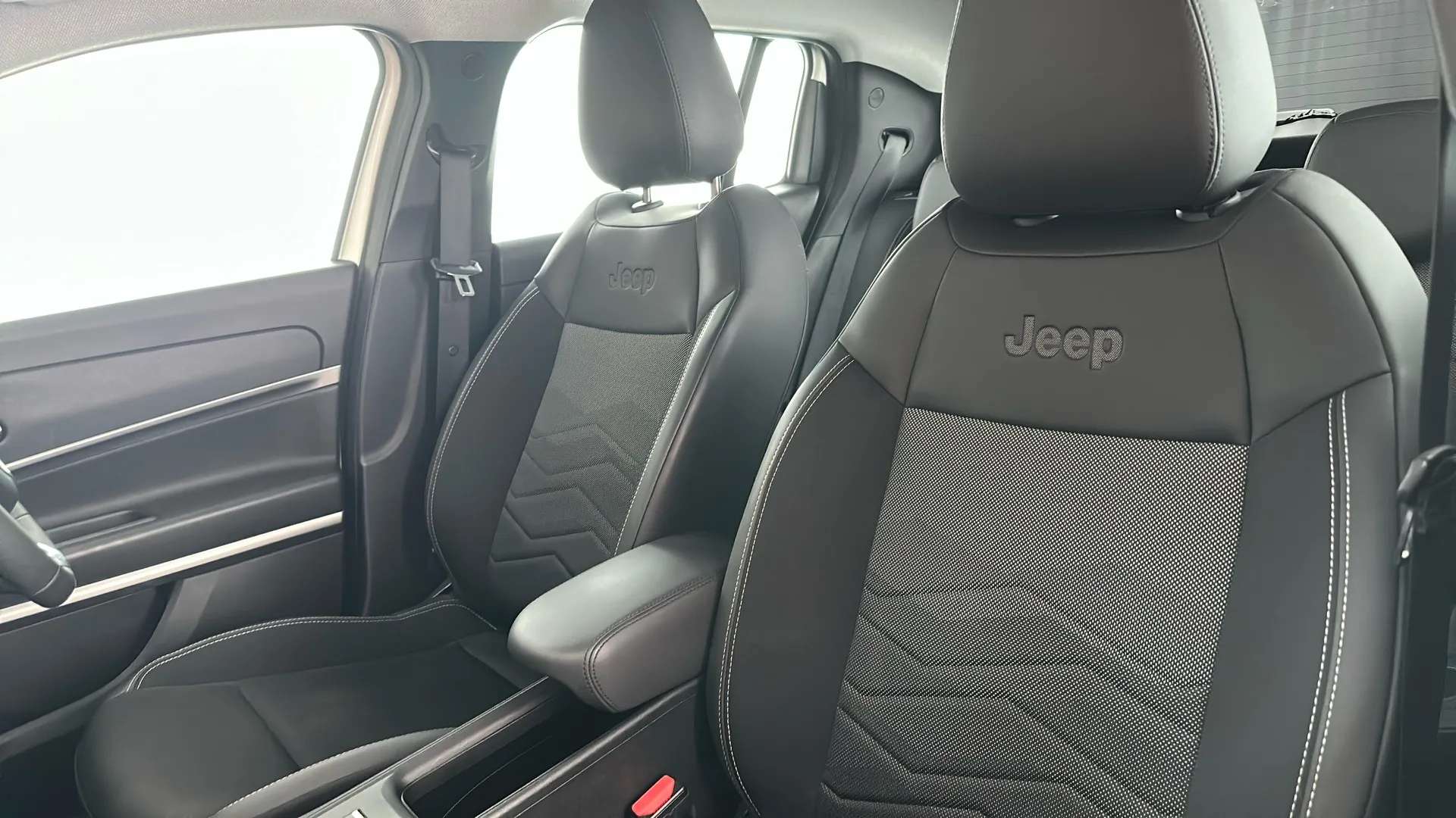 2024 JEEP AVENGER 2024 JEEP AVENGER