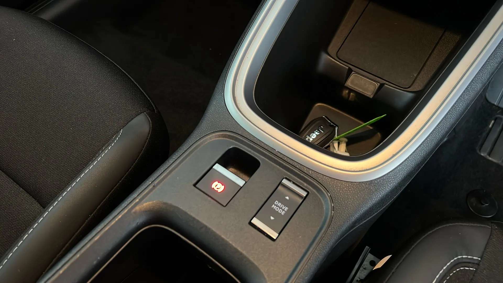 2024 JEEP AVENGER 2024 JEEP AVENGER