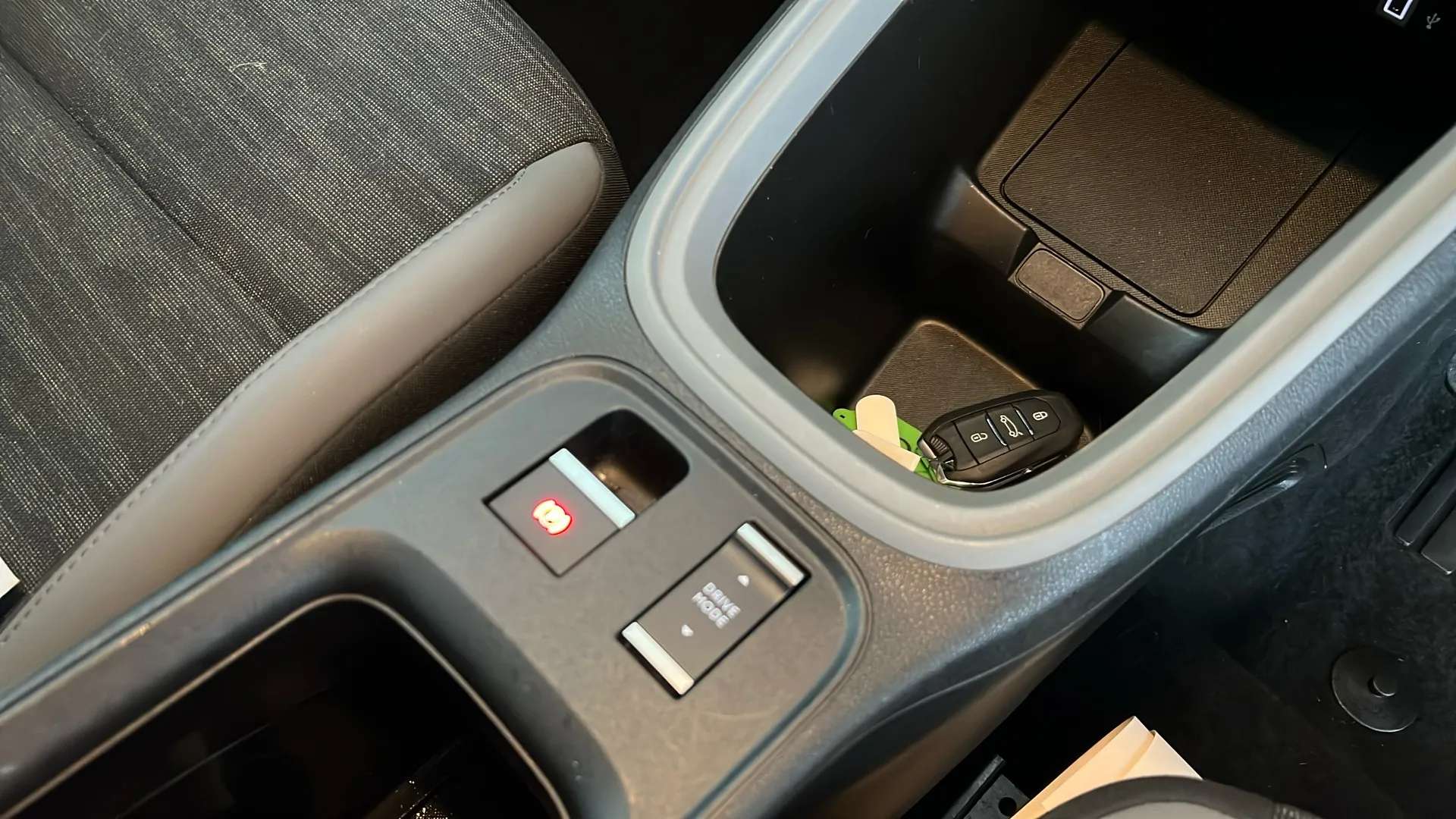 2024 JEEP AVENGER 2024 JEEP AVENGER