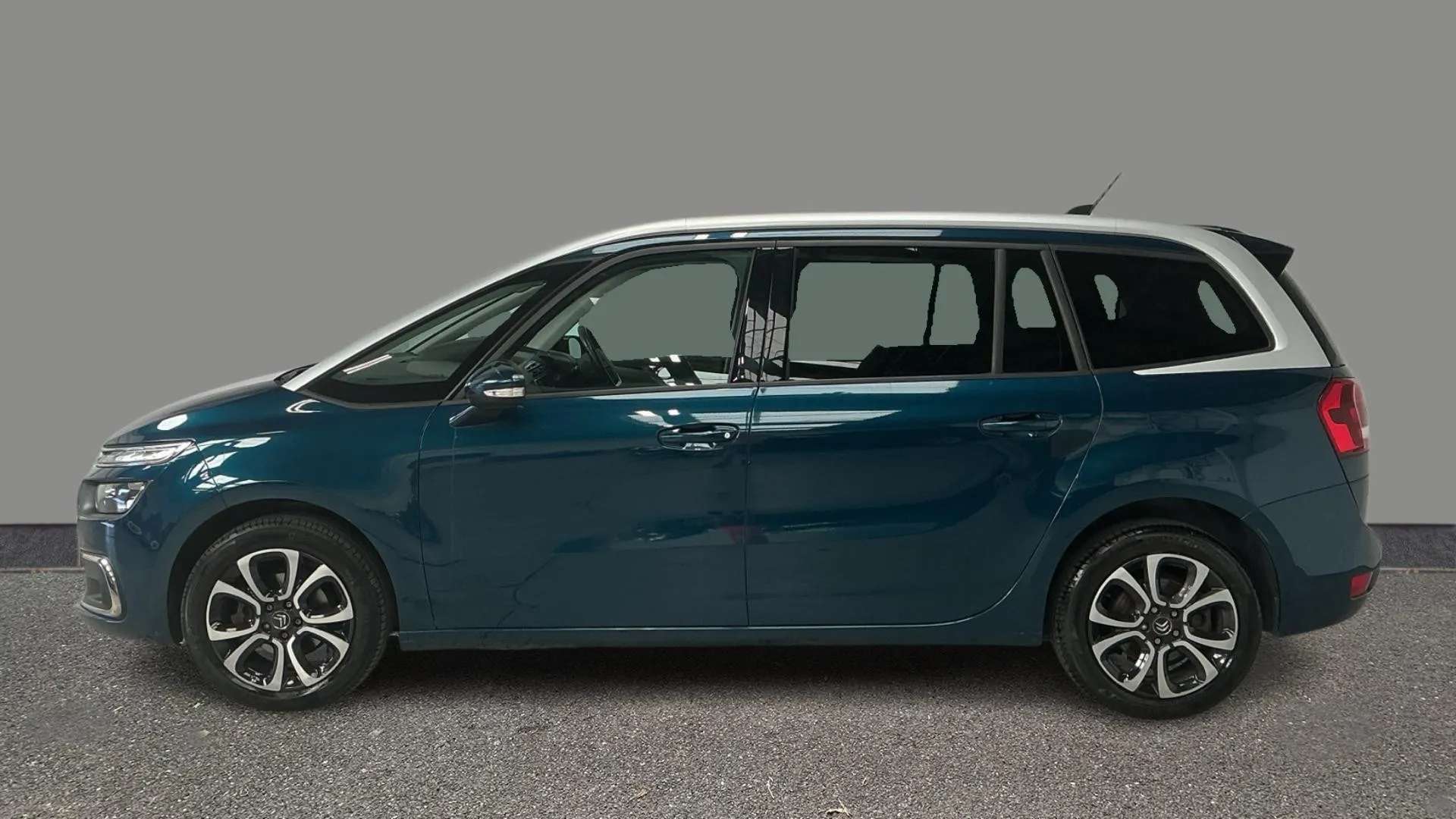 A 2019 CITROEN GRAND C4 SPACETOURER 1.5 BlueHDi 130 Feel A 2019 CITROEN GRAND C4 SPACETOURER 1.5 BlueHDi 130 Feel