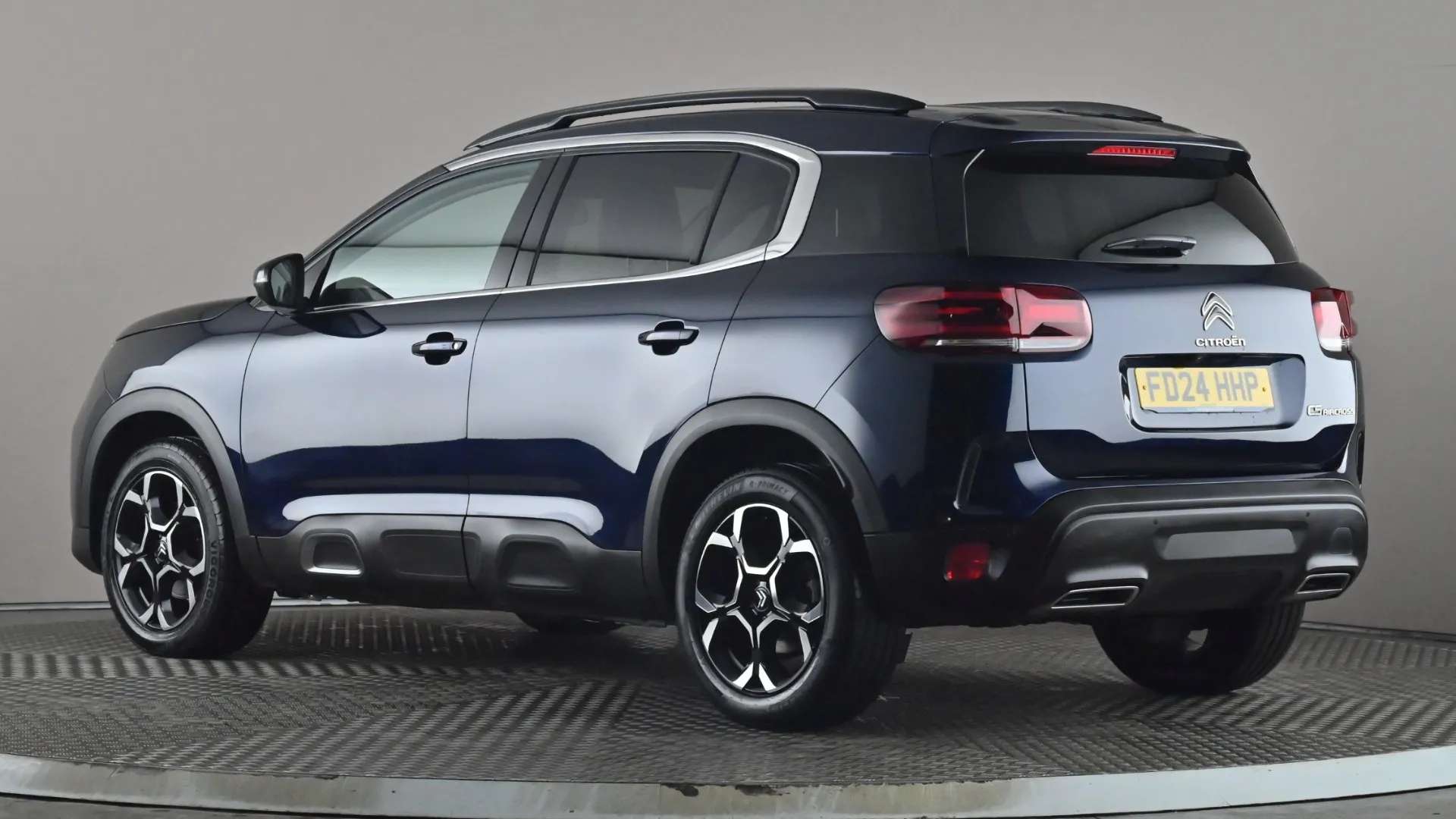 A 2024 CITROEN C5 AIRCROSS 1.5 BlueHDi Max EAT8 A 2024 CITROEN C5 AIRCROSS 1.5 BlueHDi Max EAT8
