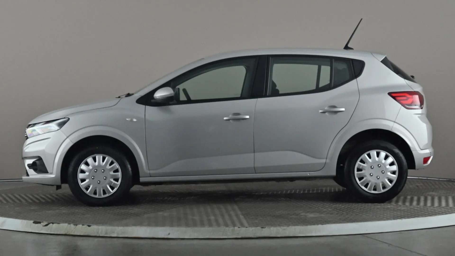 A 2023 DACIA SANDERO 1.0 Tce Bi-Fuel Expression A 2023 DACIA SANDERO 1.0 Tce Bi-Fuel Expression