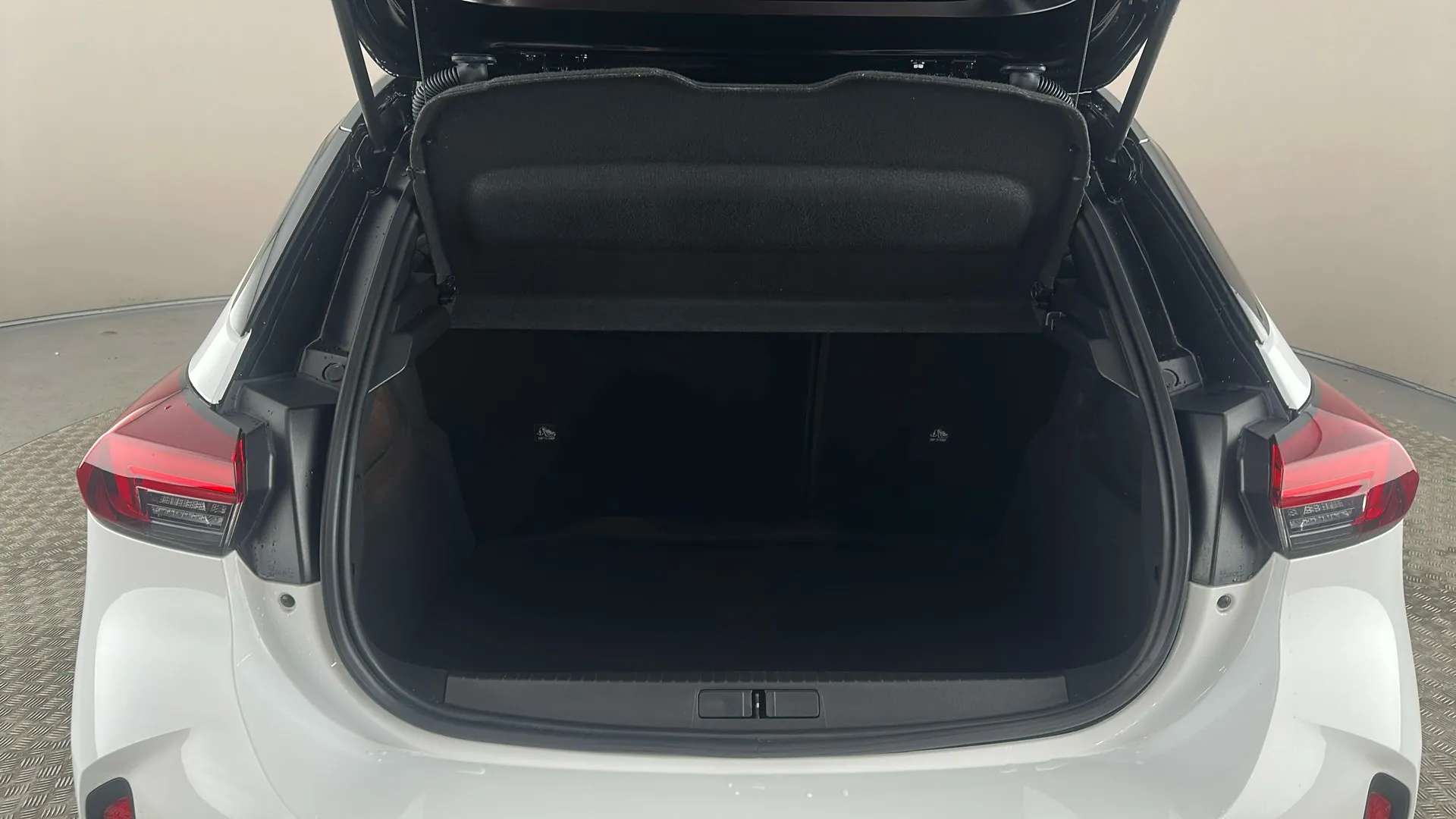 2024 VAUXHALL CORSA 2024 VAUXHALL CORSA