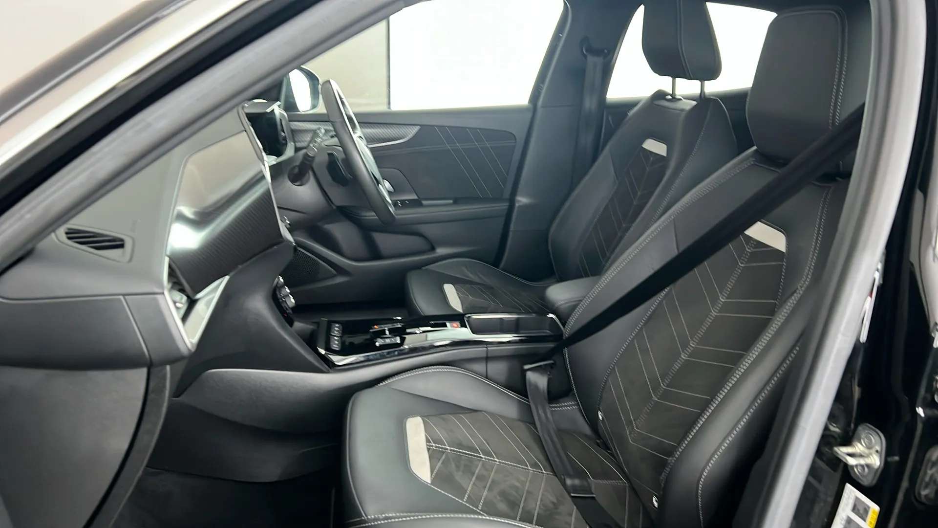 2023 VAUXHALL MOKKA 2023 VAUXHALL MOKKA