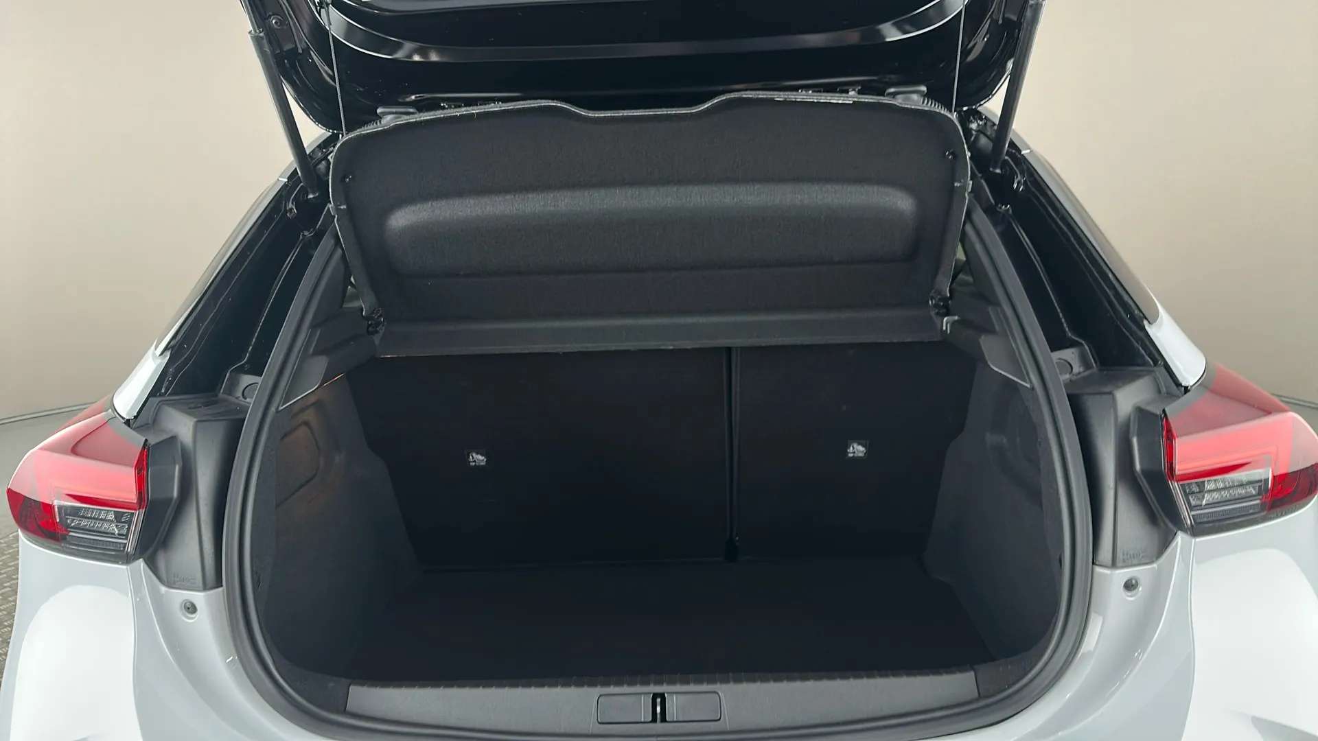 2025 VAUXHALL CORSA 2025 VAUXHALL CORSA