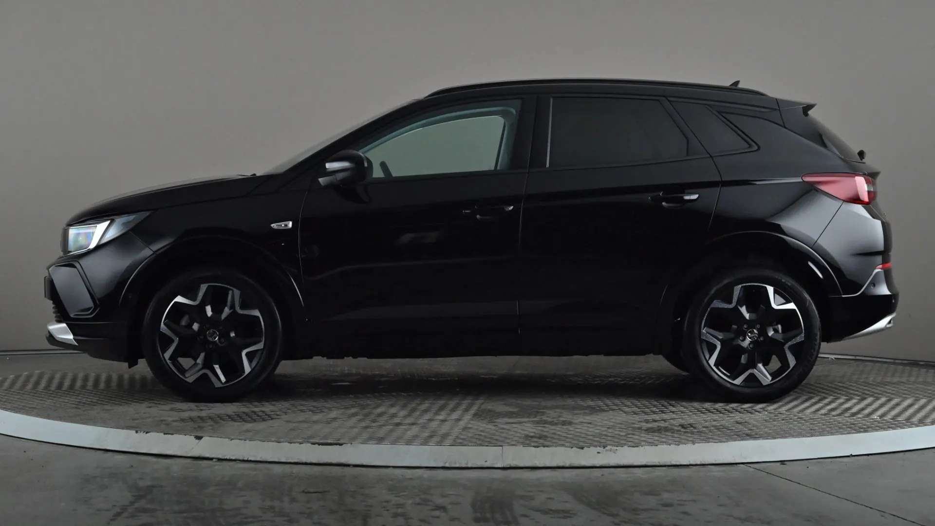 A 2024 VAUXHALL GRANDLAND 1.2 Turbo Ultimate Auto A 2024 VAUXHALL GRANDLAND 1.2 Turbo Ultimate Auto