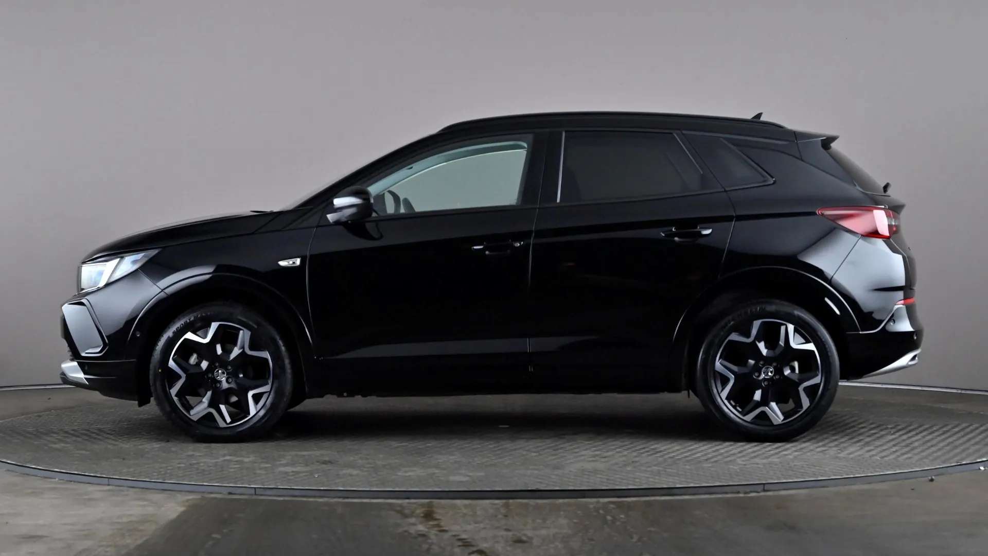 A 2024 VAUXHALL GRANDLAND 1.2 Turbo Ultimate Auto A 2024 VAUXHALL GRANDLAND 1.2 Turbo Ultimate Auto