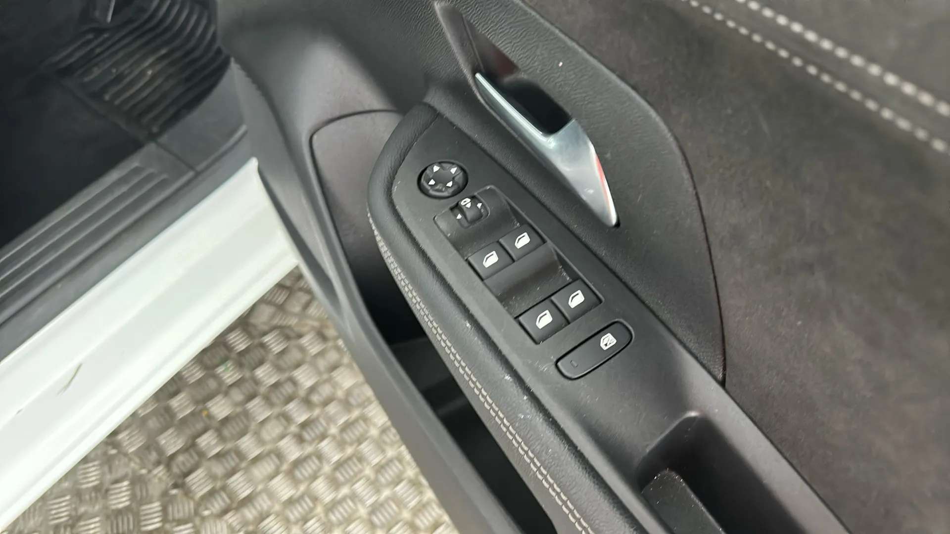 2023 VAUXHALL MOKKA 2023 VAUXHALL MOKKA