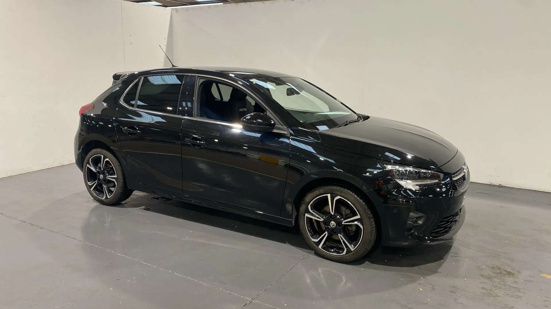 A 2023 VAUXHALL CORSA 1.2 Turbo Ultimate Auto A 2023 VAUXHALL CORSA 1.2 Turbo Ultimate Auto