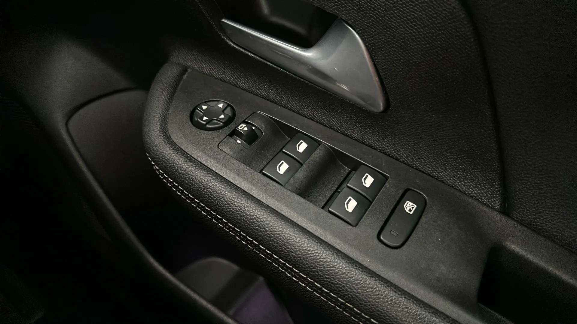 2023 VAUXHALL MOKKA 2023 VAUXHALL MOKKA
