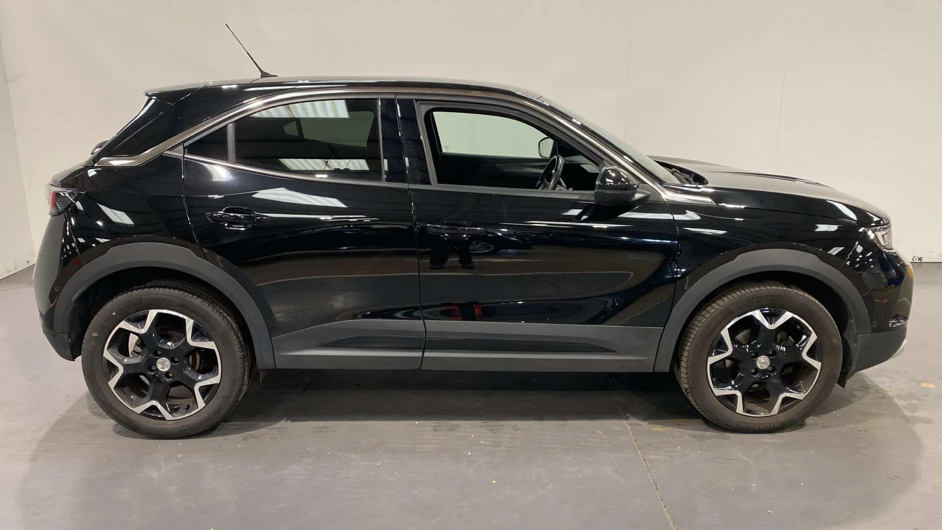 A 2023 VAUXHALL MOKKA 1.2 Turbo Ultimate Auto A 2023 VAUXHALL MOKKA 1.2 Turbo Ultimate Auto