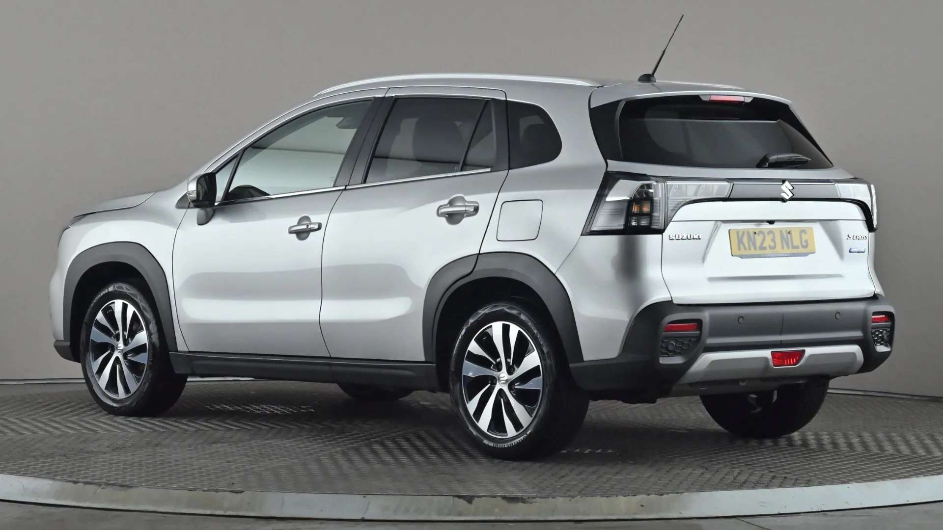 A 2023 SUZUKI S-CROSS 1.4 Boosterjet 48V Hybrid Ultra ALLGRIP A 2023 SUZUKI S-CROSS 1.4 Boosterjet 48V Hybrid Ultra ALLGRIP