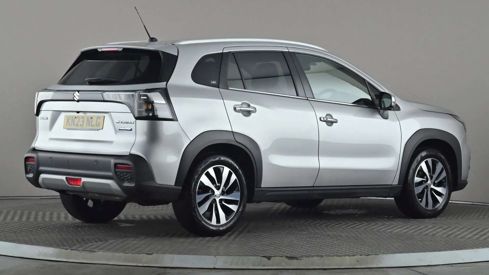 2023 SUZUKI S-CROSS 2023 SUZUKI S-CROSS