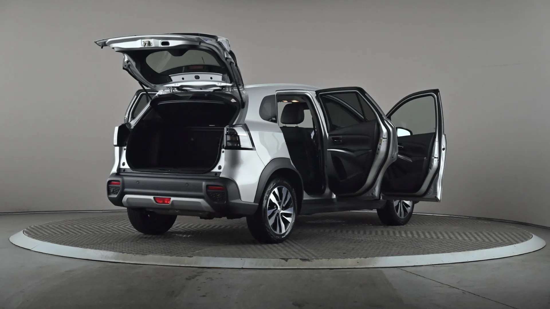 2023 SUZUKI S-CROSS 2023 SUZUKI S-CROSS