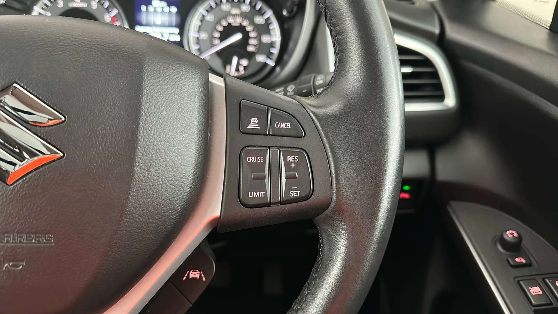 2023 SUZUKI S-CROSS 2023 SUZUKI S-CROSS