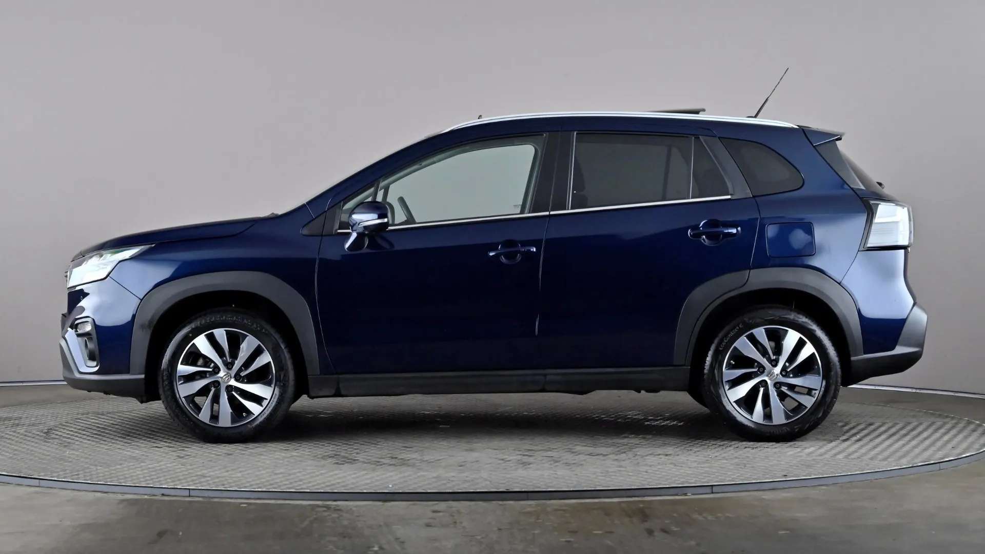 A 2023 SUZUKI S-CROSS 1.4 Boosterjet 48V Hybrid Ultra ALLGRIP A 2023 SUZUKI S-CROSS 1.4 Boosterjet 48V Hybrid Ultra ALLGRIP