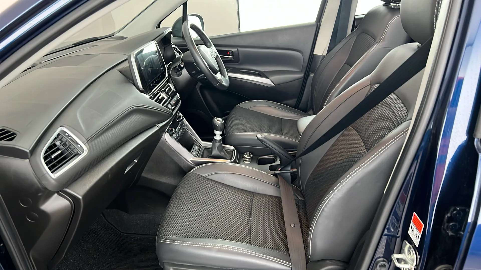 2023 SUZUKI S-CROSS 2023 SUZUKI S-CROSS