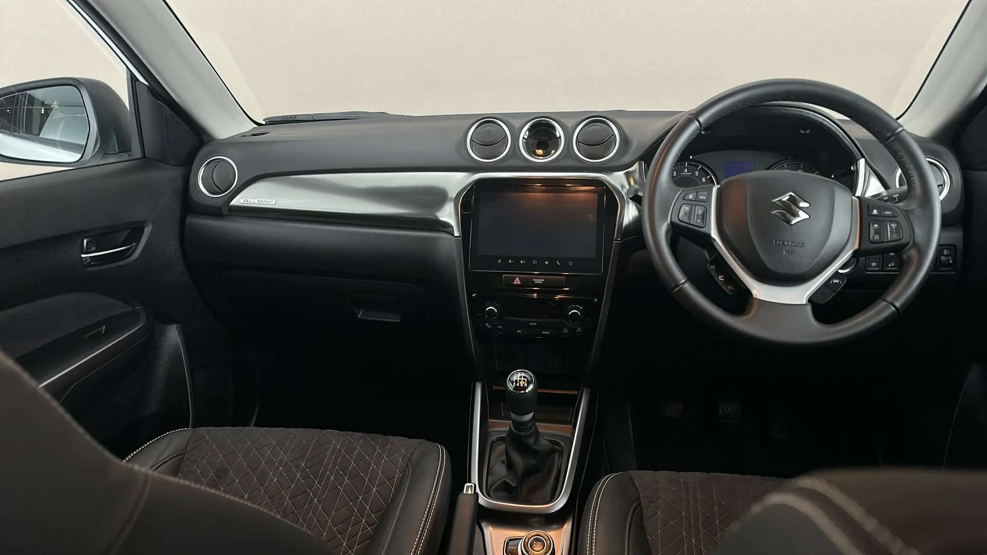 2025 SUZUKI VITARA 2025 SUZUKI VITARA