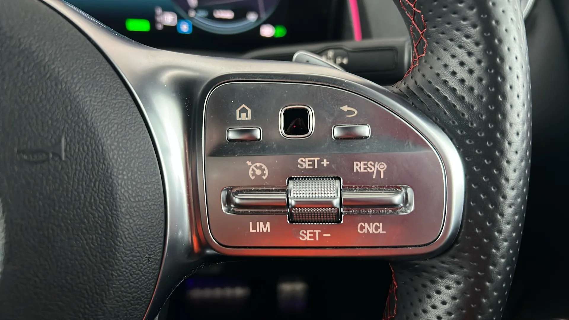 2023 MERCEDES-BENZ EQB 2023 MERCEDES-BENZ EQB