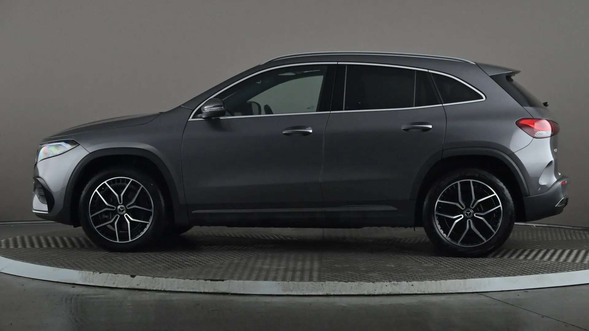 A 2023 MERCEDES-BENZ EQA EQA 350 4M 215kW AMG Line Premium 66.5kWh Auto A 2023 MERCEDES-BENZ EQA EQA 350 4M 215kW AMG Line Premium 66.5kWh Auto