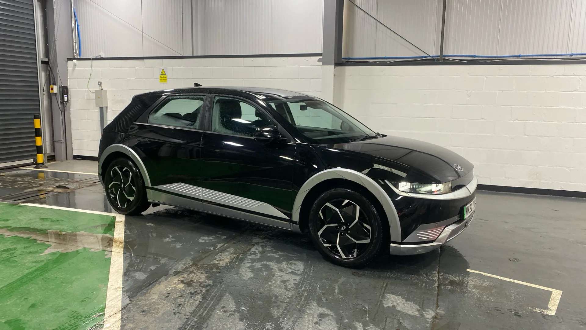 A 2022 HYUNDAI IONIQ 5 160kW Premium 73 kWh Auto A 2022 HYUNDAI IONIQ 5 160kW Premium 73 kWh Auto