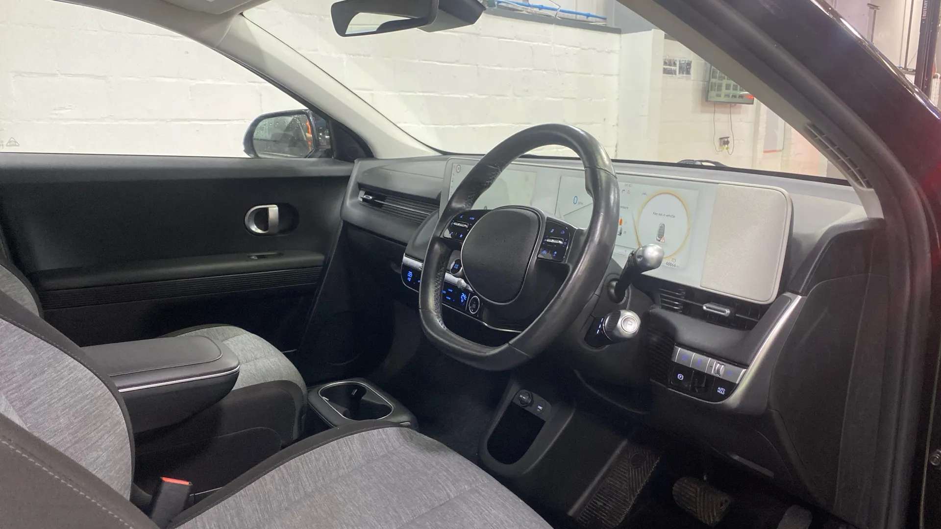 A 2022 HYUNDAI IONIQ 5 160kW Premium 73 kWh Auto A 2022 HYUNDAI IONIQ 5 160kW Premium 73 kWh Auto