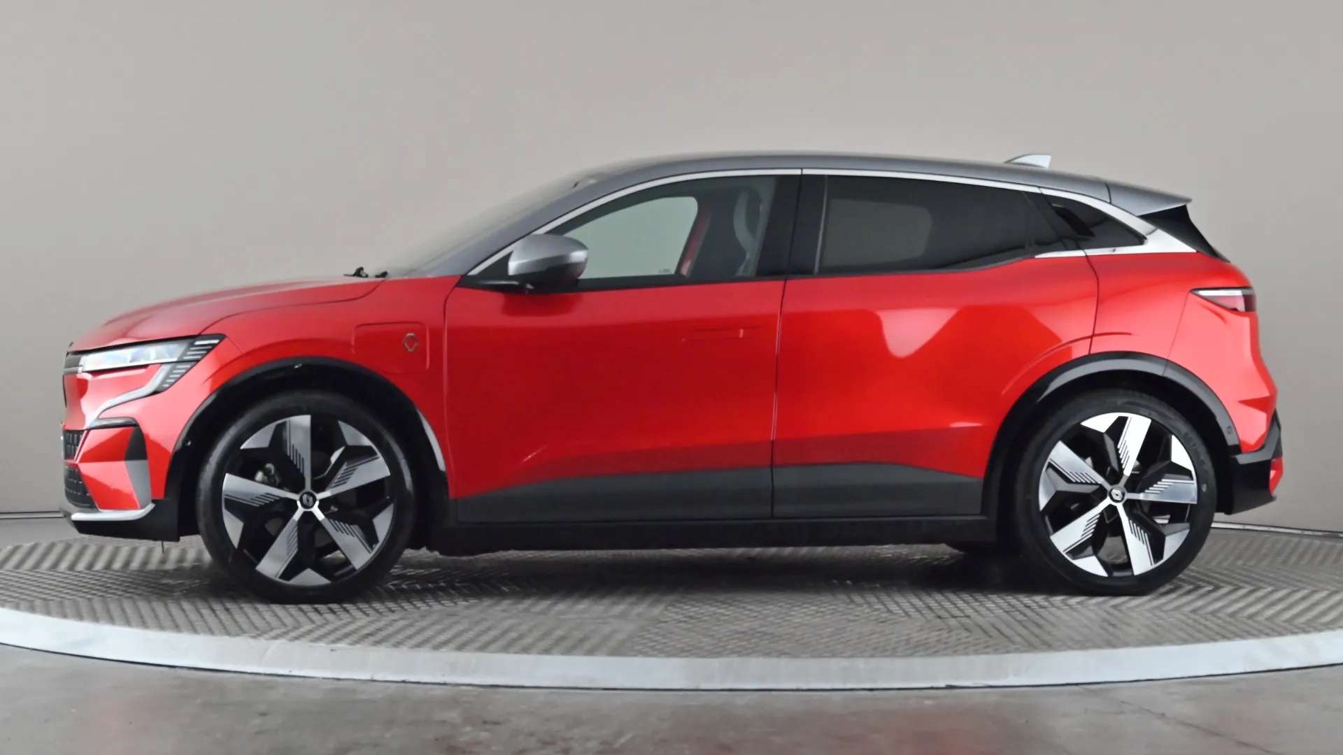 A 2022 RENAULT MEGANE E-TECH EV60 160kW Techno 60kWh Optimum Charge Auto A 2022 RENAULT MEGANE E-TECH EV60 160kW Techno 60kWh Optimum Charge Auto