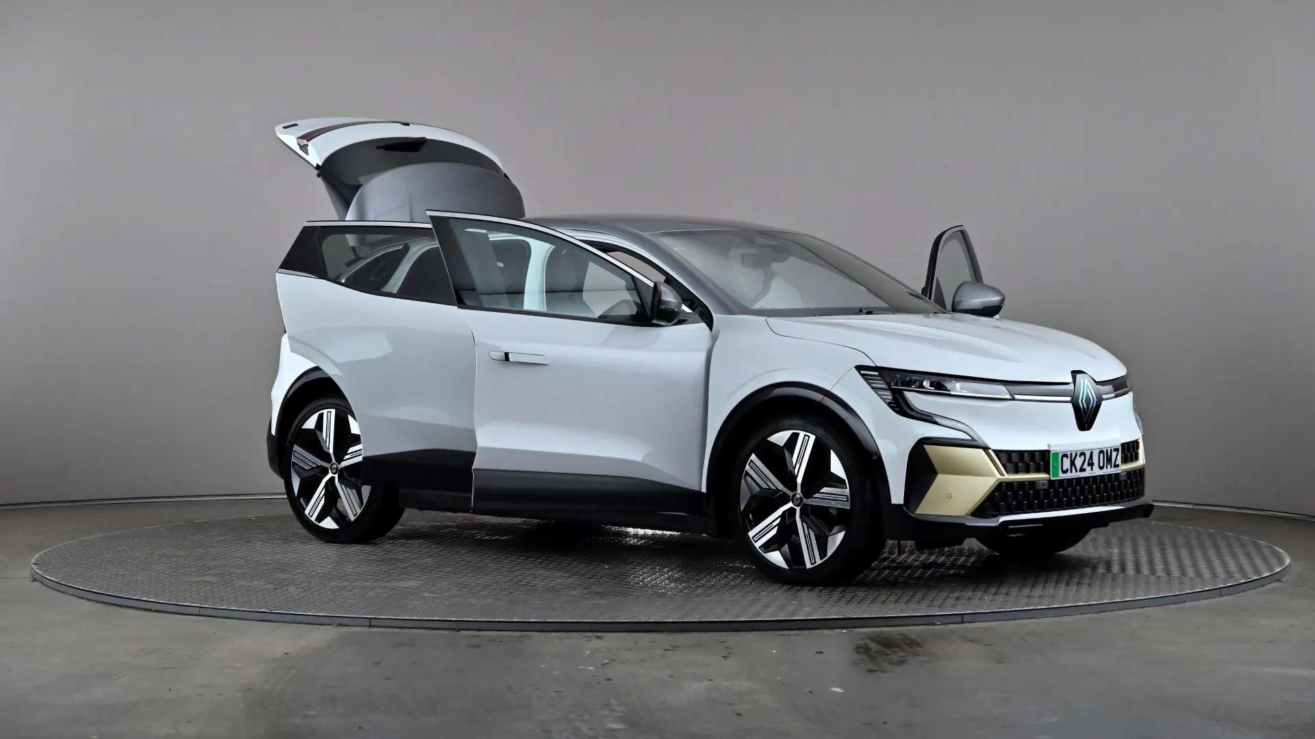 2024 RENAULT MEGANE E-TECH 2024 RENAULT MEGANE E-TECH