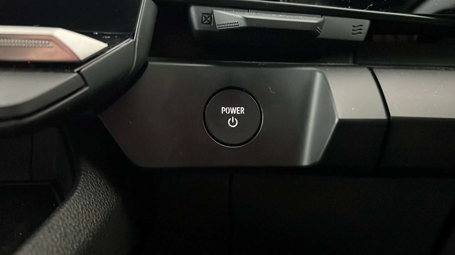 2024 RENAULT MEGANE E-TECH 2024 RENAULT MEGANE E-TECH