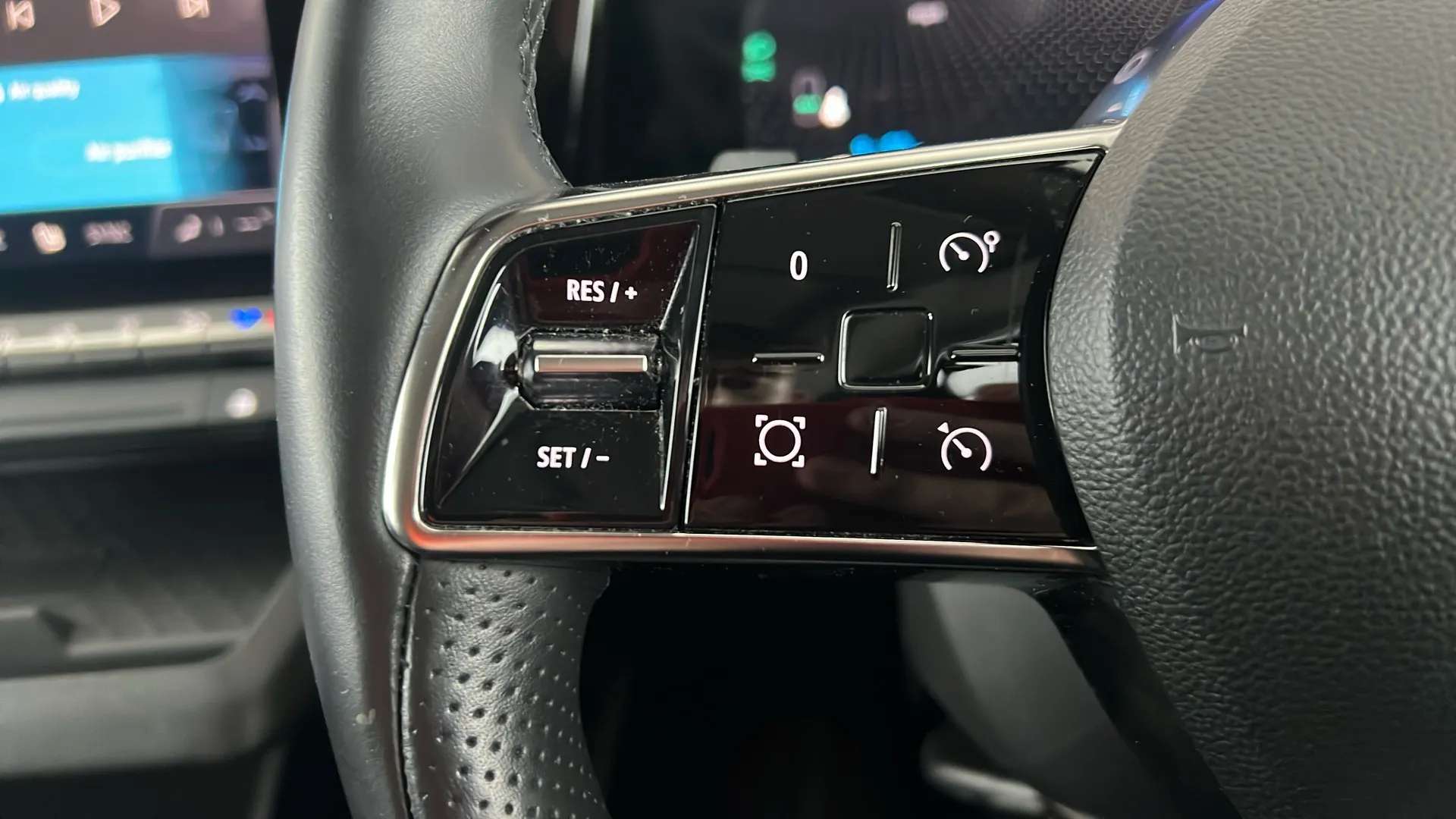 2022 RENAULT MEGANE E-TECH 2022 RENAULT MEGANE E-TECH