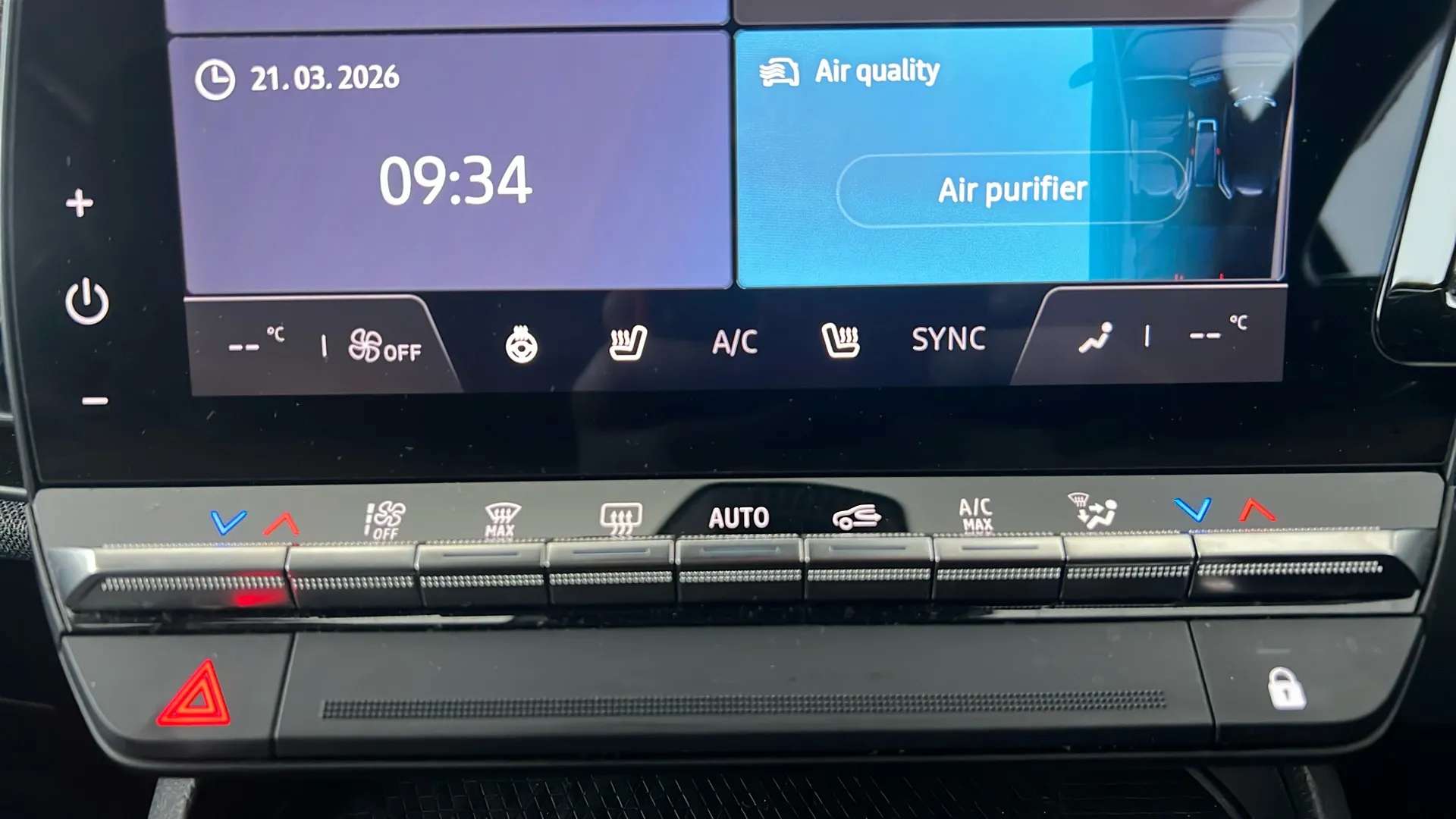 2022 RENAULT MEGANE E-TECH 2022 RENAULT MEGANE E-TECH