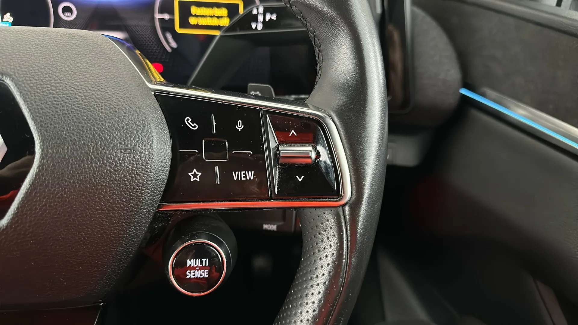 2023 RENAULT MEGANE E-TECH 2023 RENAULT MEGANE E-TECH