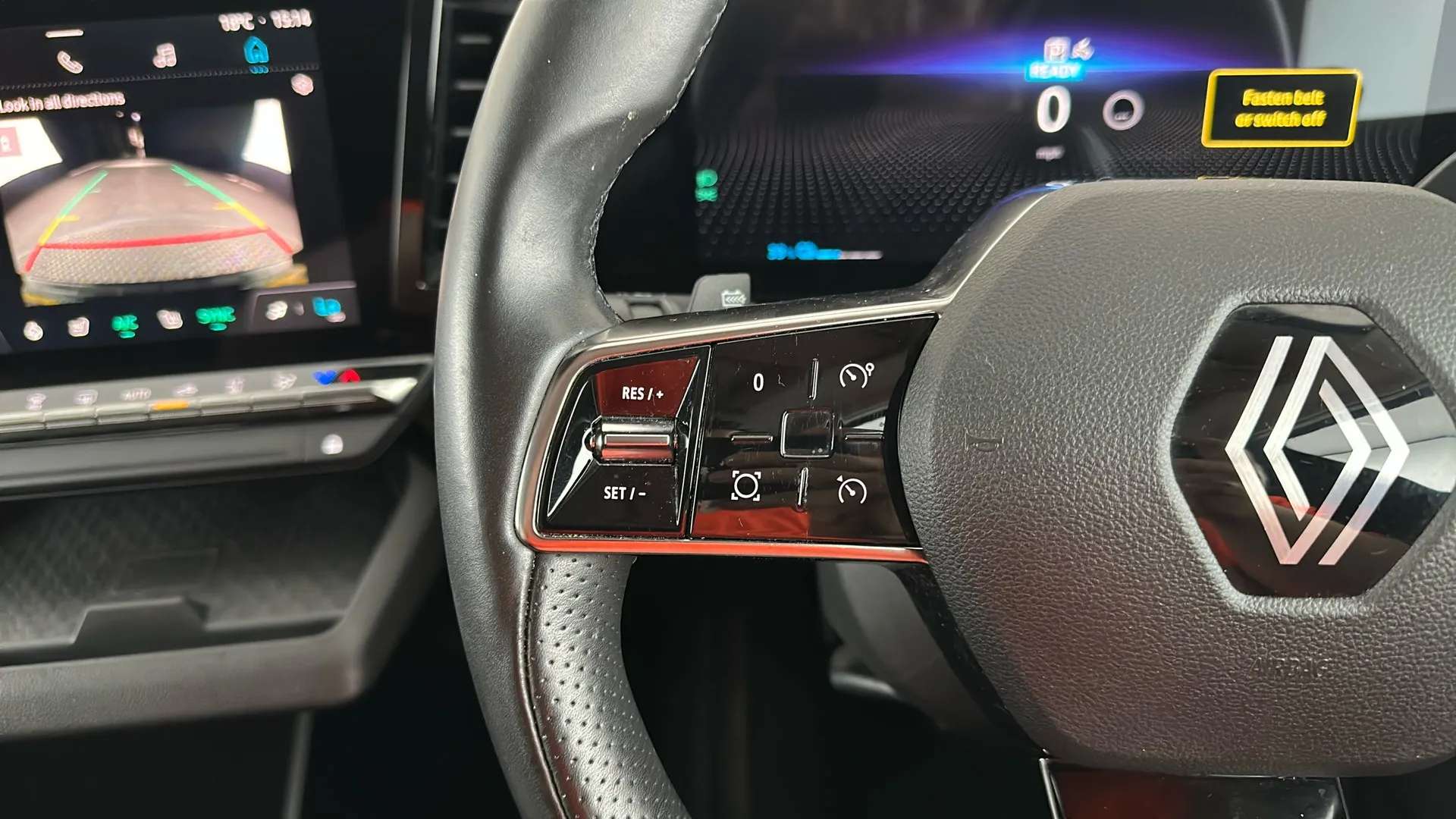 2023 RENAULT MEGANE E-TECH 2023 RENAULT MEGANE E-TECH