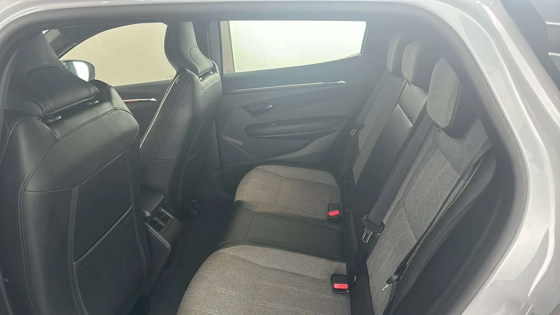 2024 RENAULT MEGANE E-TECH 2024 RENAULT MEGANE E-TECH